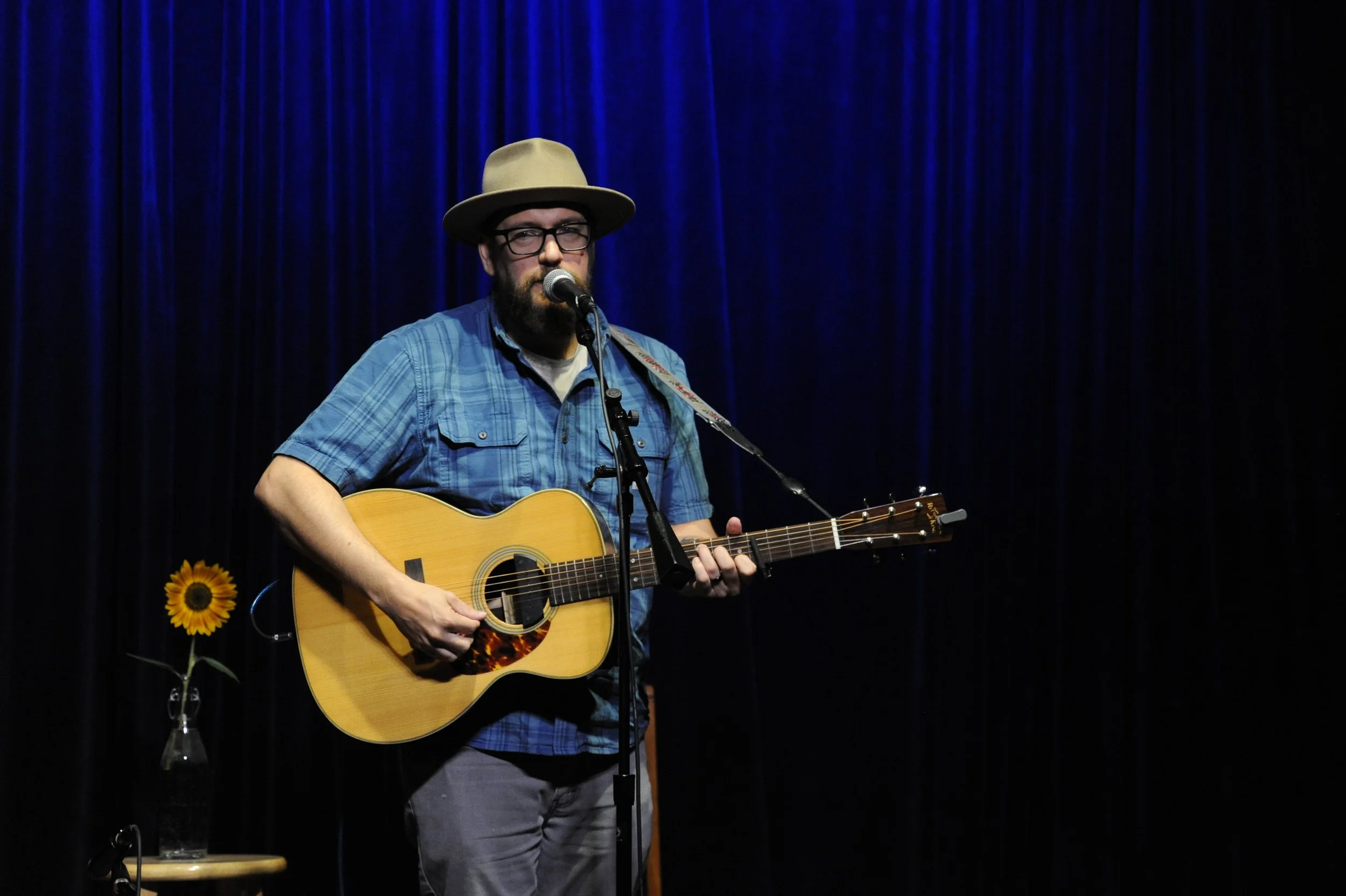 Happy Hour: Red Moon Rounder