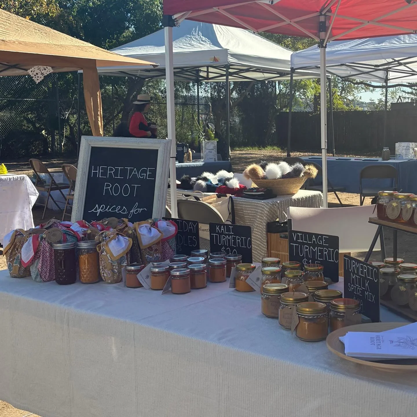 Winter Faire Vendor Spotlight! Welcome first time vendor Gargi of Heritage Root. Gargi will have single origin Organic Turmeric powders, Turmeric Milk Spice Mix and Raw Honey from South Bay San Diego.

Follow @heritageroot_

Sparrow Academy Winter Fa