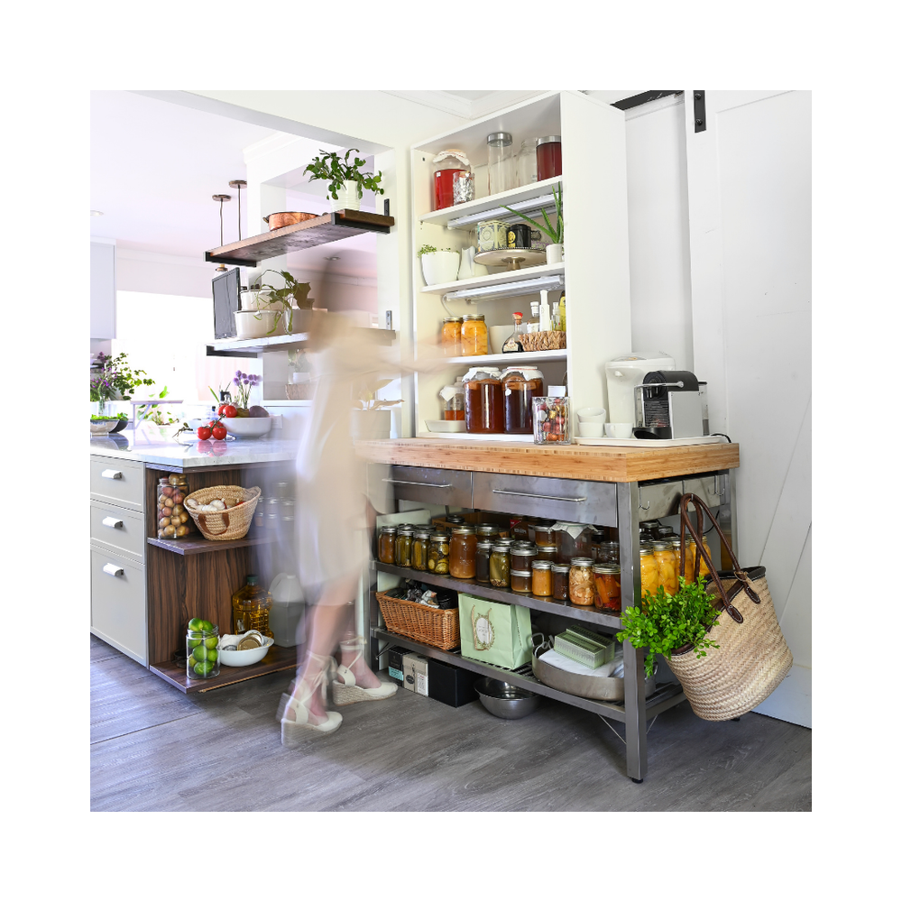 Professional Kitchen Designer Storage Solutions: Maximizing ...