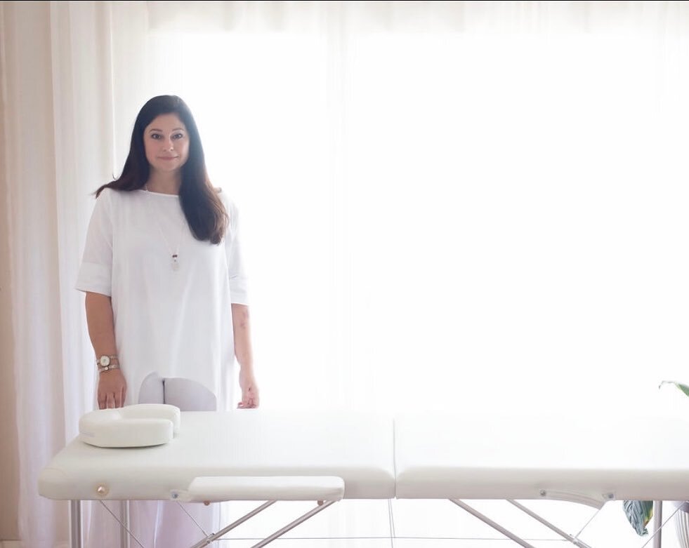 I love the colour white. For me White offers a sense of peace and calm, hope and comfort. 
It&rsquo;s associated with cleansing and purity and is often my colour of choice for my 1:1 appointments.
.
.

#vedicmeditation #vedicmeditationmelbourne #vedi