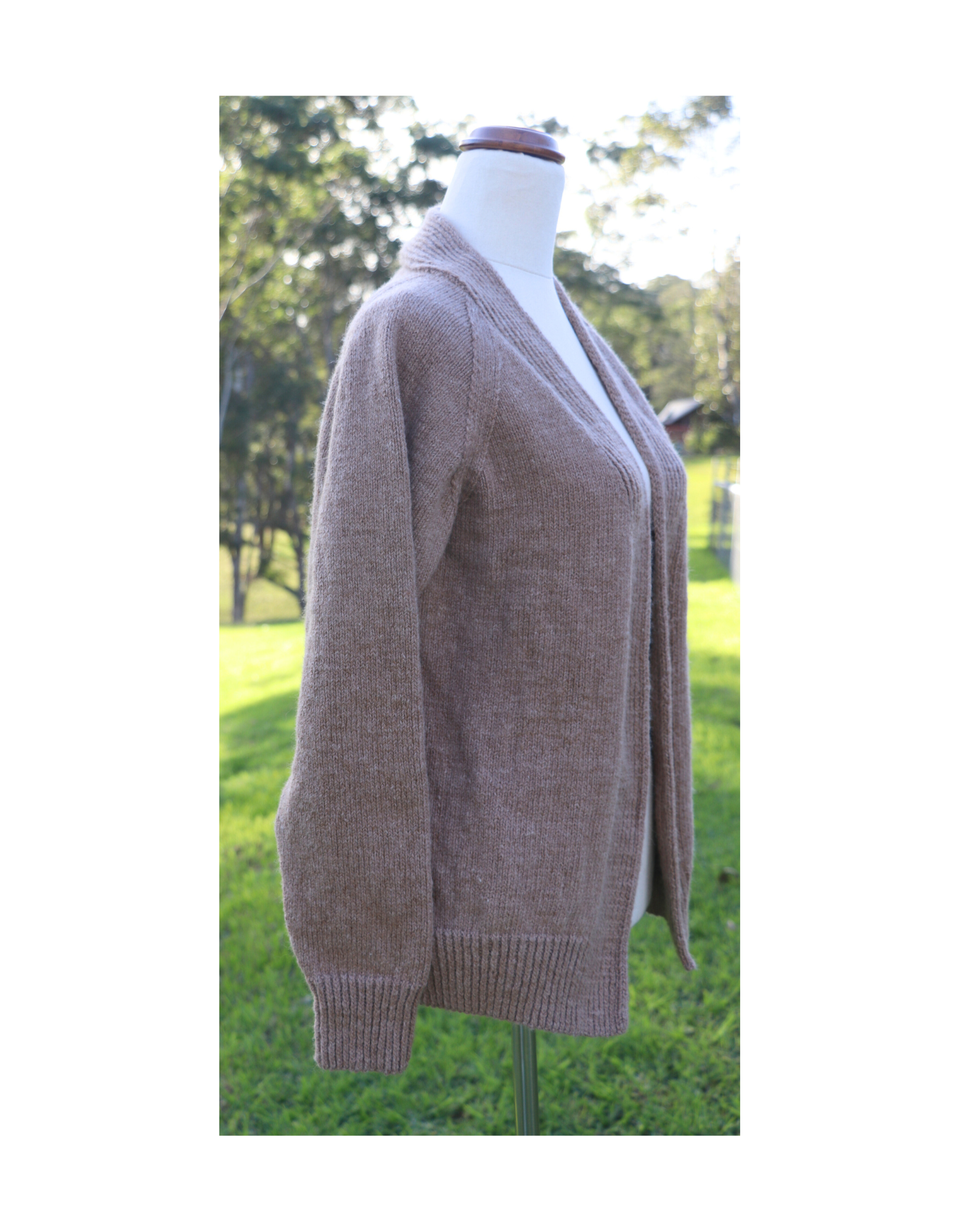 Adagio Mills Cuddle Me Cardigan Knitting Pattern