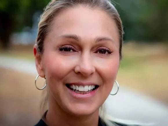 janine_salvos+%281%29.jpg