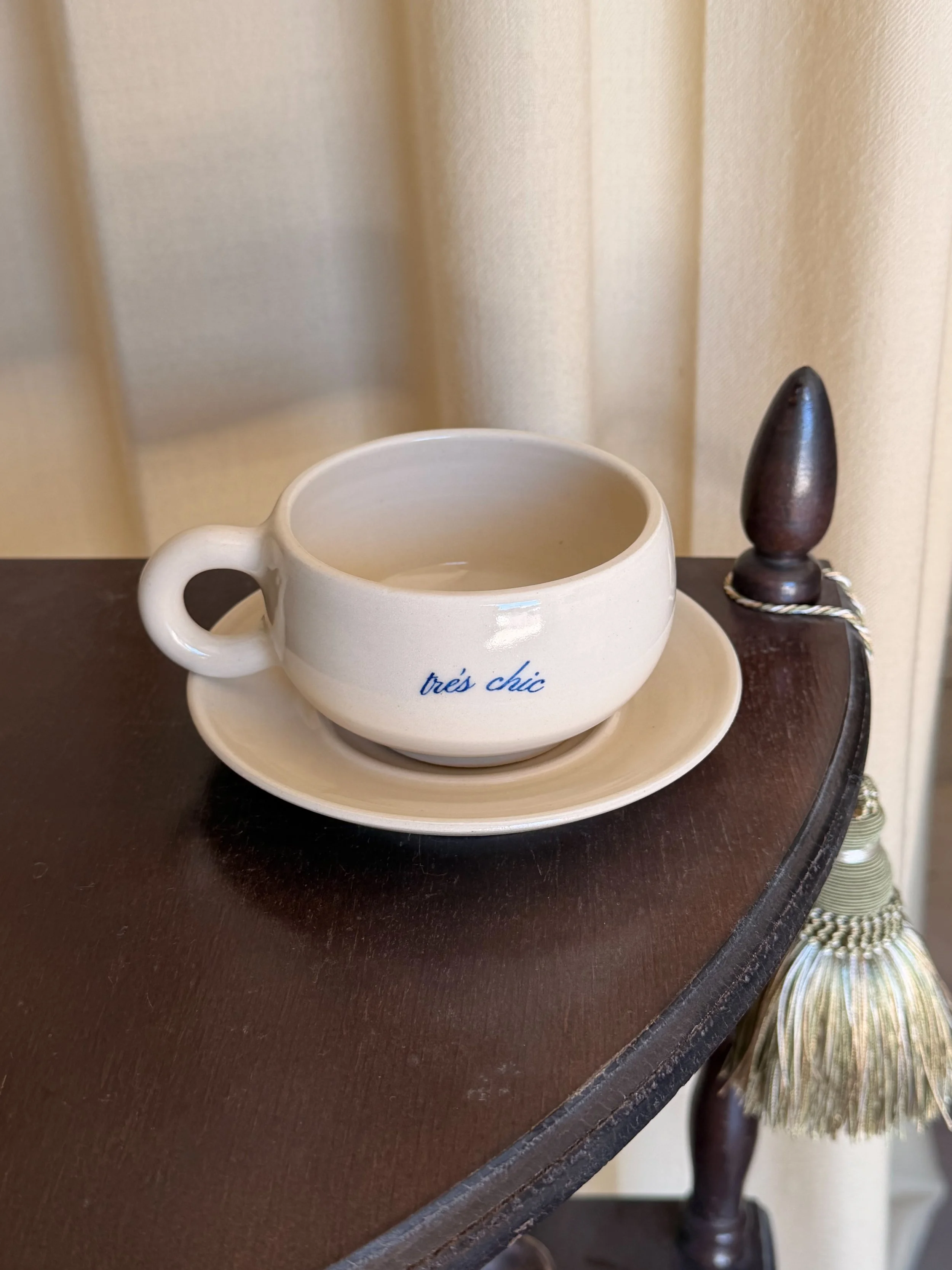 Trés Chic Café Mug