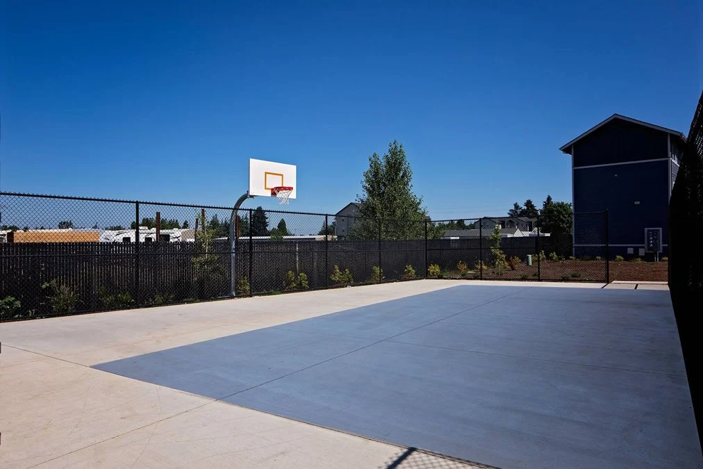 Claxter Crossing Basketball Court.png