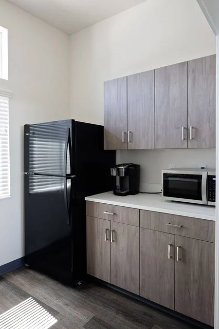 Claxter Crossing Clubhouse Kitchen 2.png