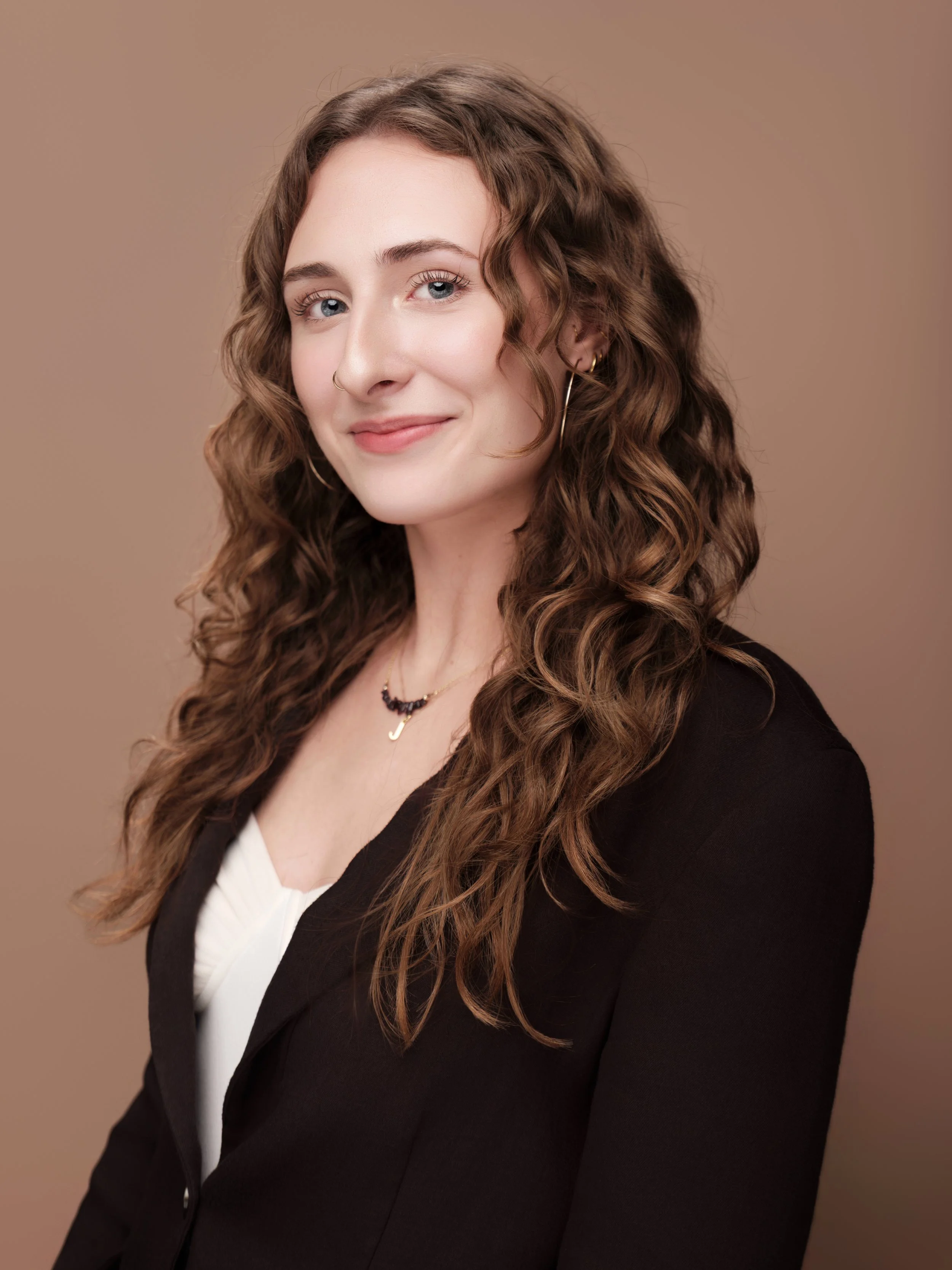 Julianne_Sparrow Lanes_Jordon Hon Studio-(1 of 1).jpg