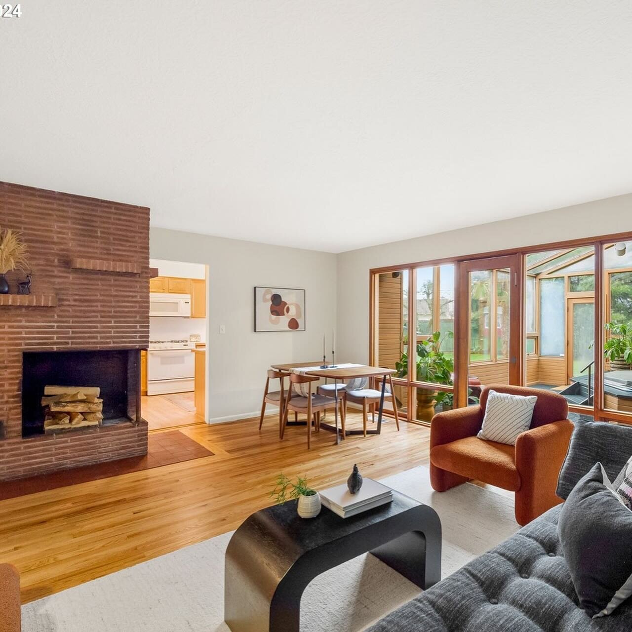 Great house alert with even greater potential (keep reading to hear about my ideas!). This East Portland 3BR ranch is full of Mid-Century character - and it&rsquo;s under $500K to boot. With unique features like the stunning sun room fit with a built