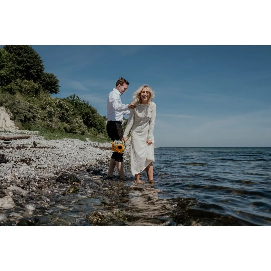 Kate &amp; Malte. 
🌿 Elopement / Stevns 🌿

Intimate elopement at Stevns Klint. Kate and Malte found me through @gettingmarriedindenmark and ask me to join them for their intimate wedding at Stevns.

Thank you for a wonderful day ❤️