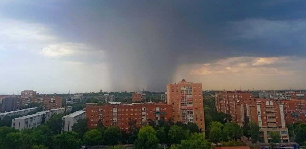 La tormenta como la mejor excusa para disfrutarnos