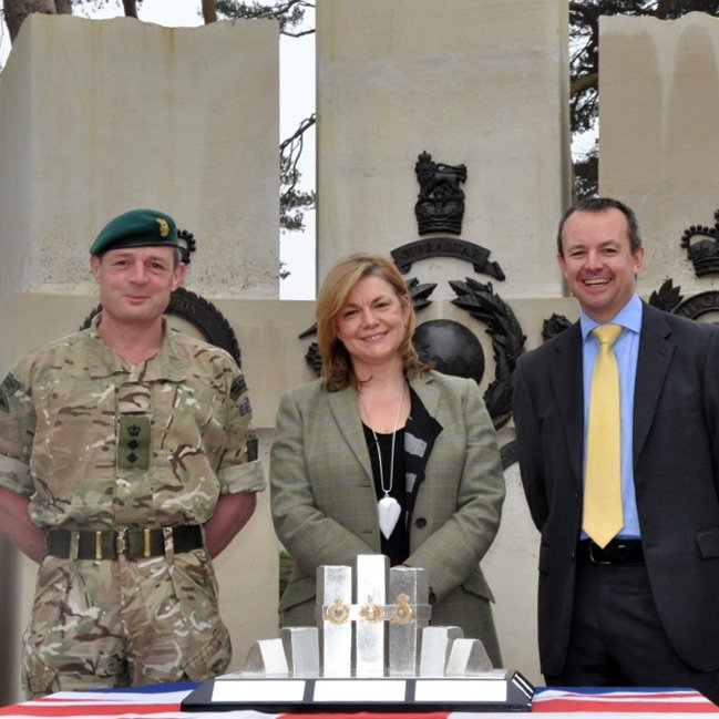 British-Silverware-Pic-of-memorial-and-model-with-CO-JT-MD.jpg