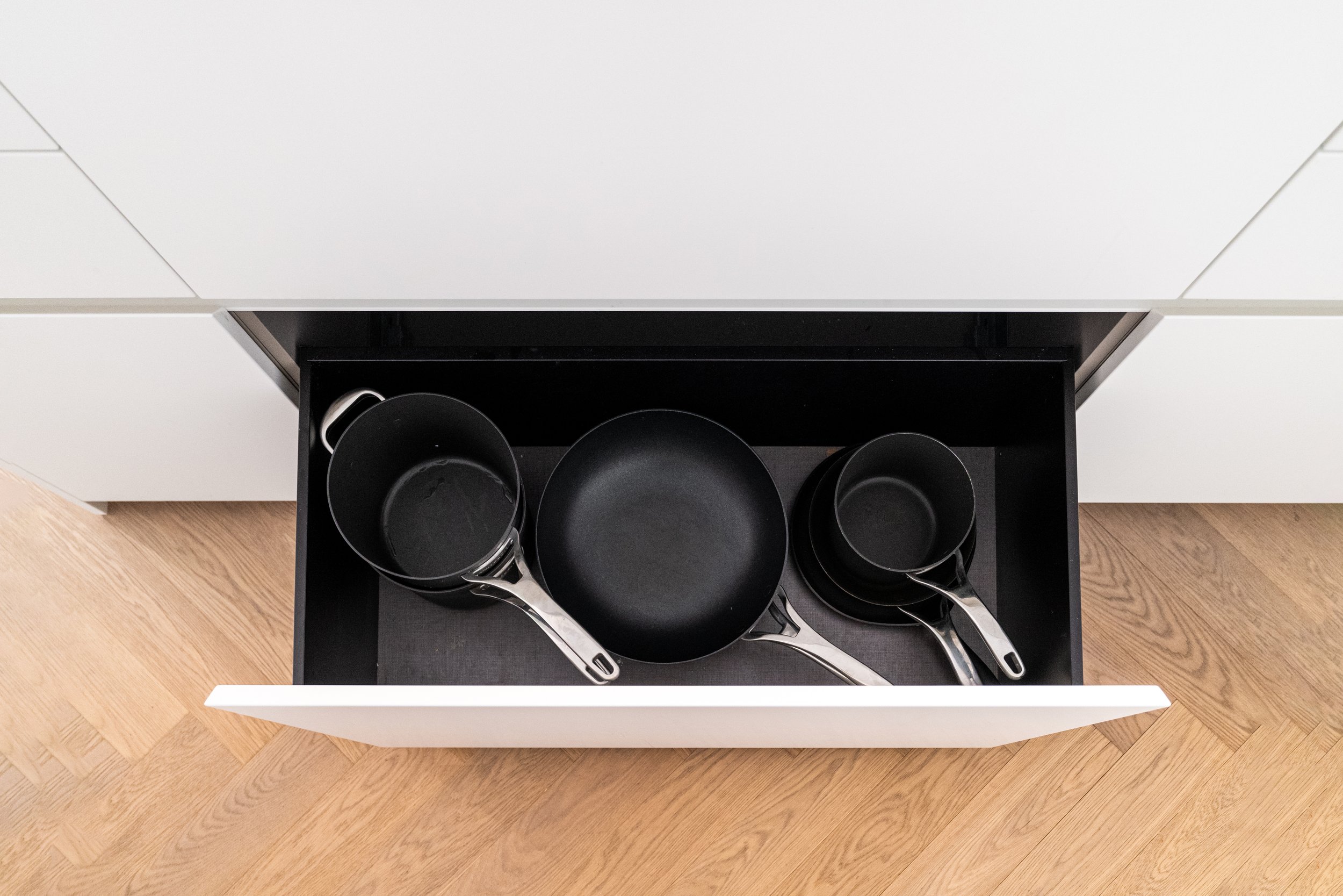 W11 Islington Kitchen pan drawers.jpg