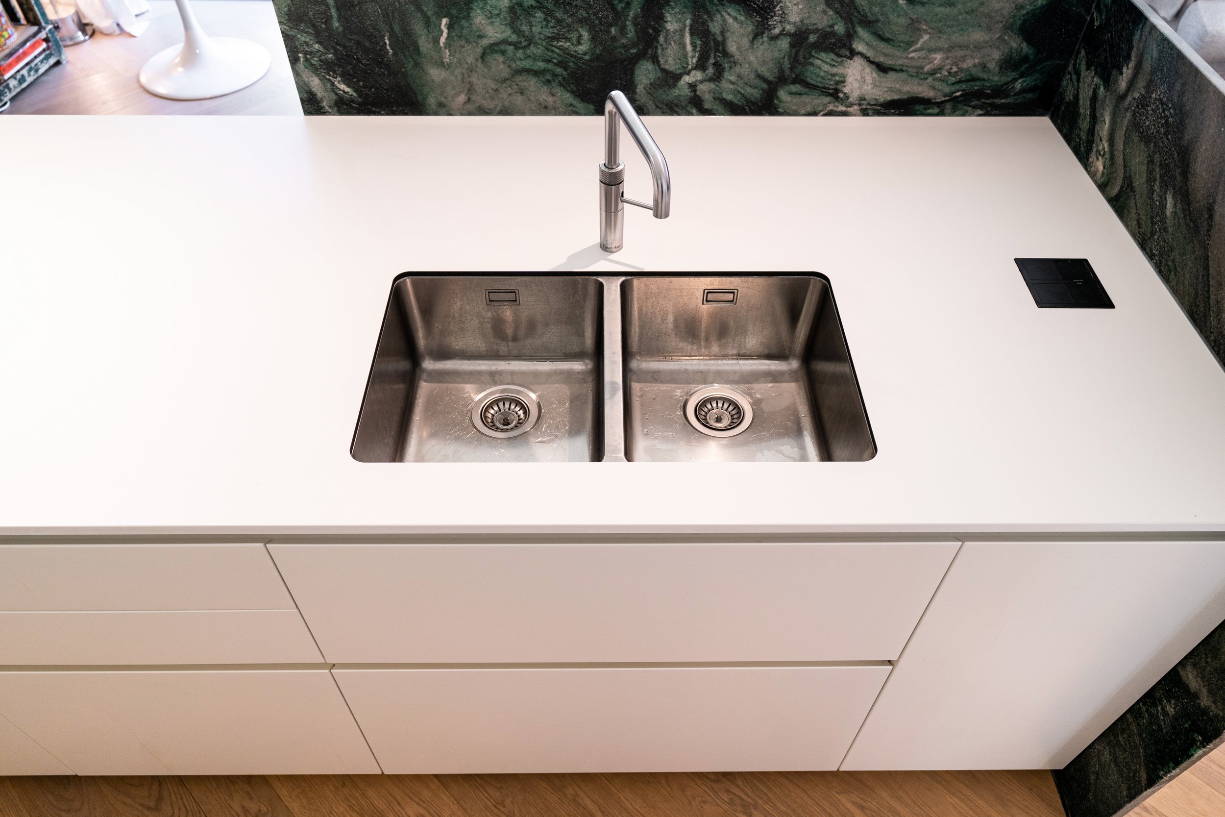 W12 Islington Kitchen Sink Run.jpg