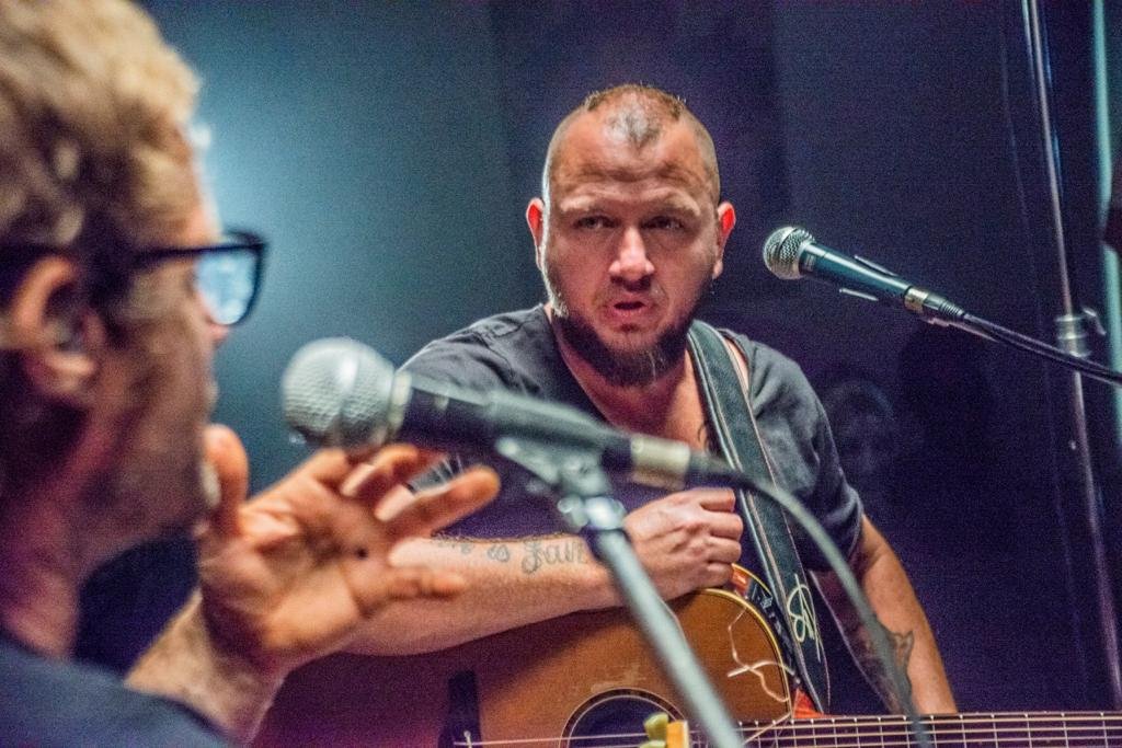 Lionel Smit Studio_Arno Carstens Live_0017.jpg