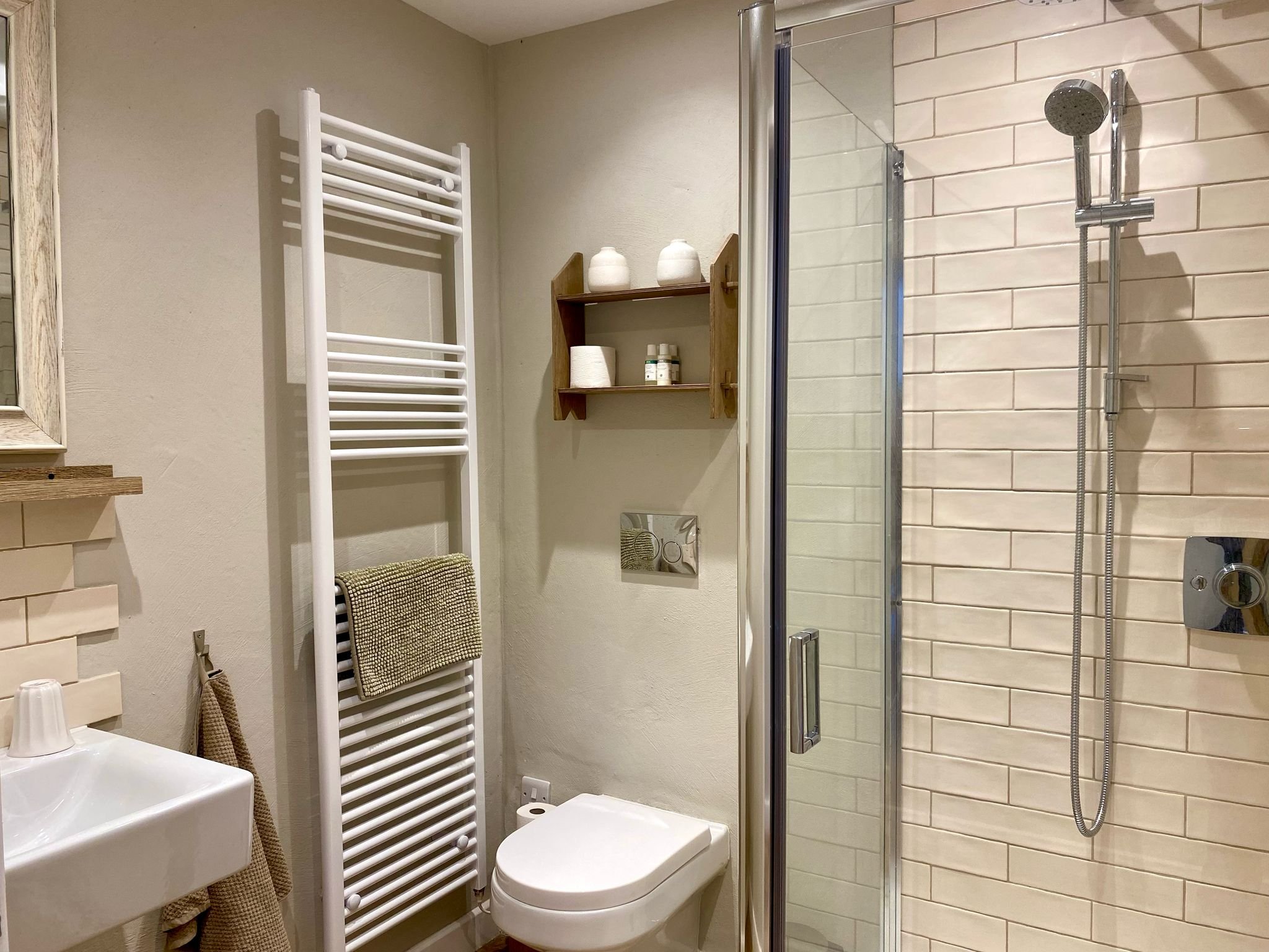 WhatsApp Image 2025-04-23 at 11.23.09 (1).jpeg