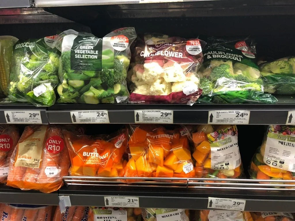Vegetables are much more expensive when you buy them chopped. We compare prices at Pick n Pay, Shoprite and Checkers