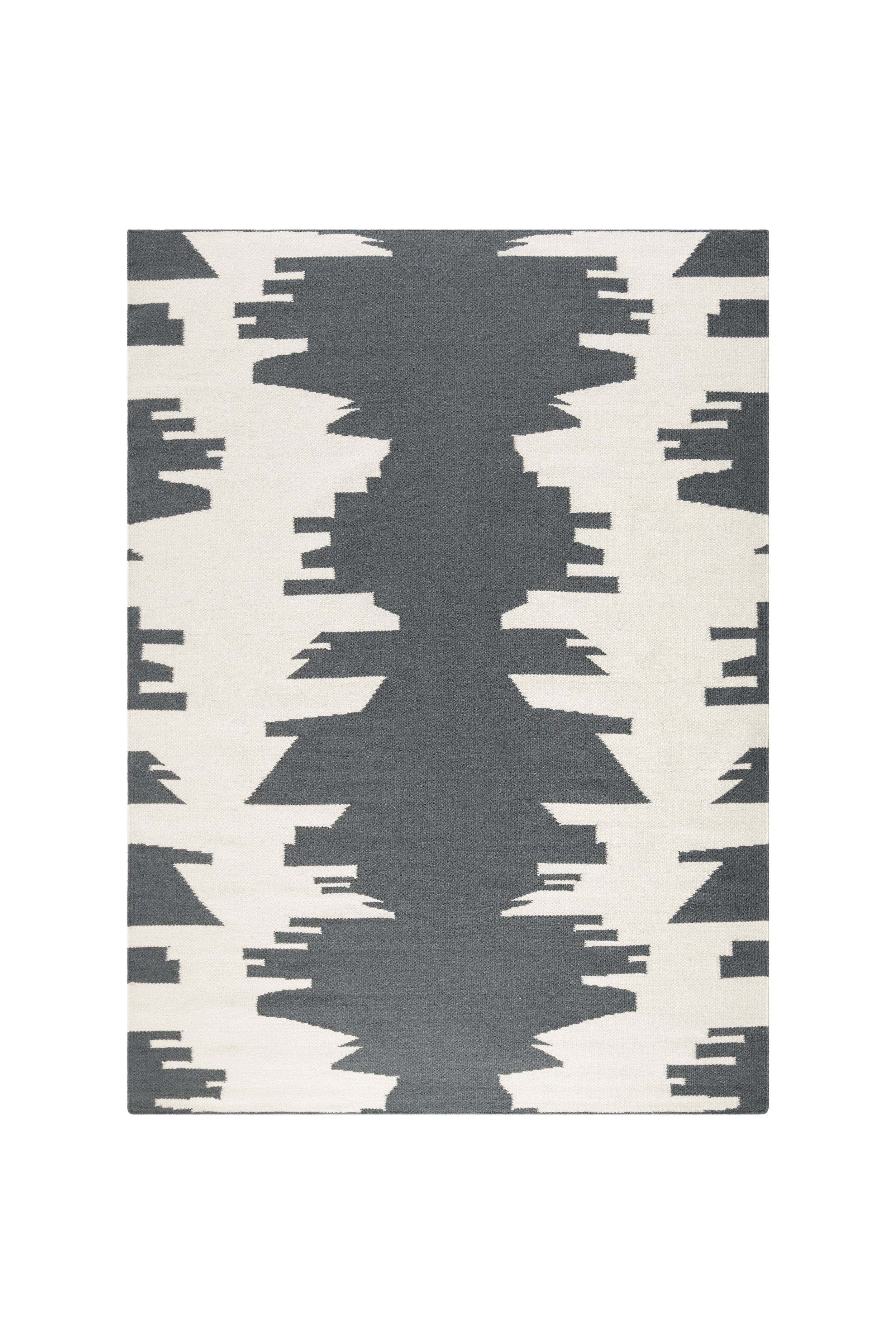 RugsIE 110425 PP-85.JPG