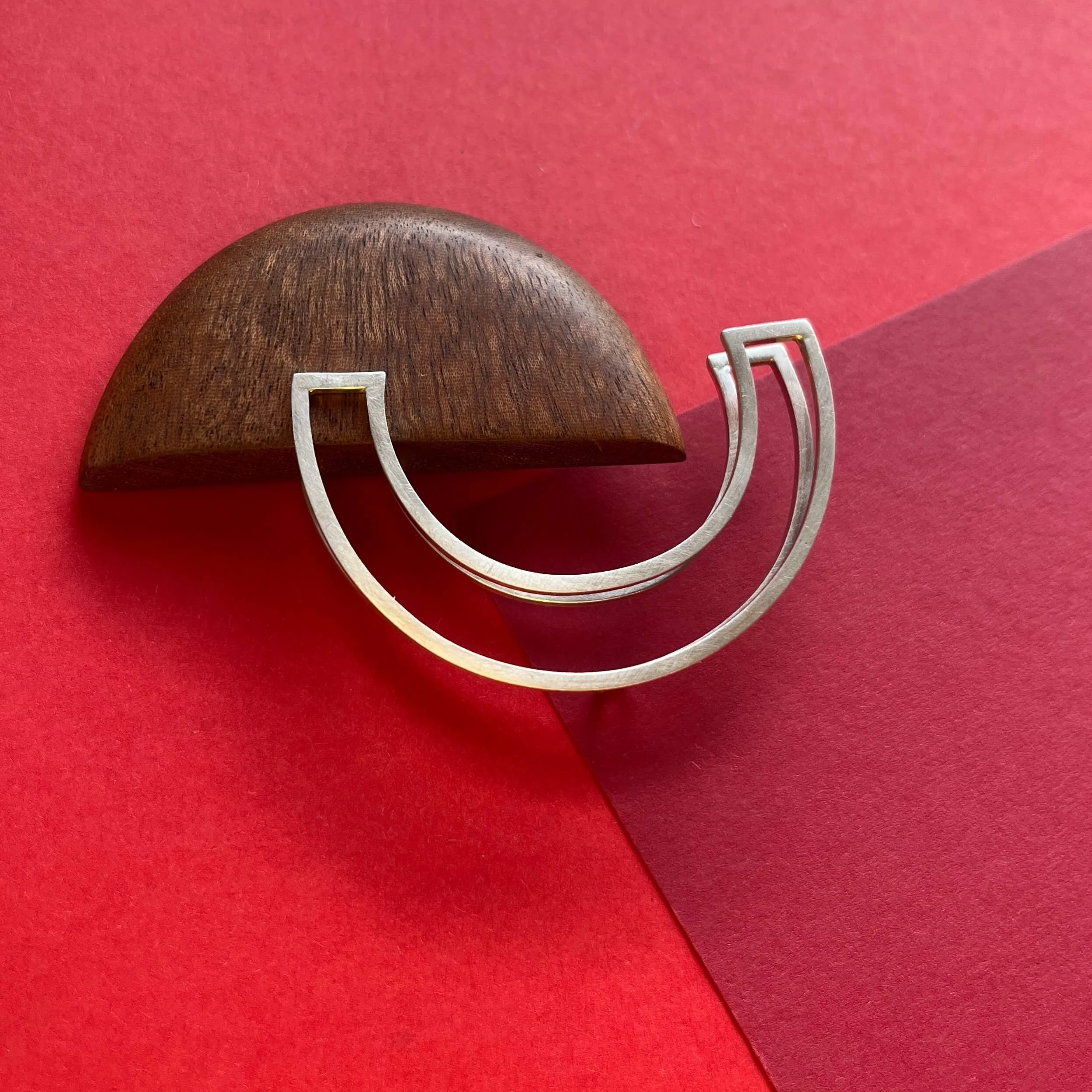 Barbican 'Sapele' Brooch with detachable necklace