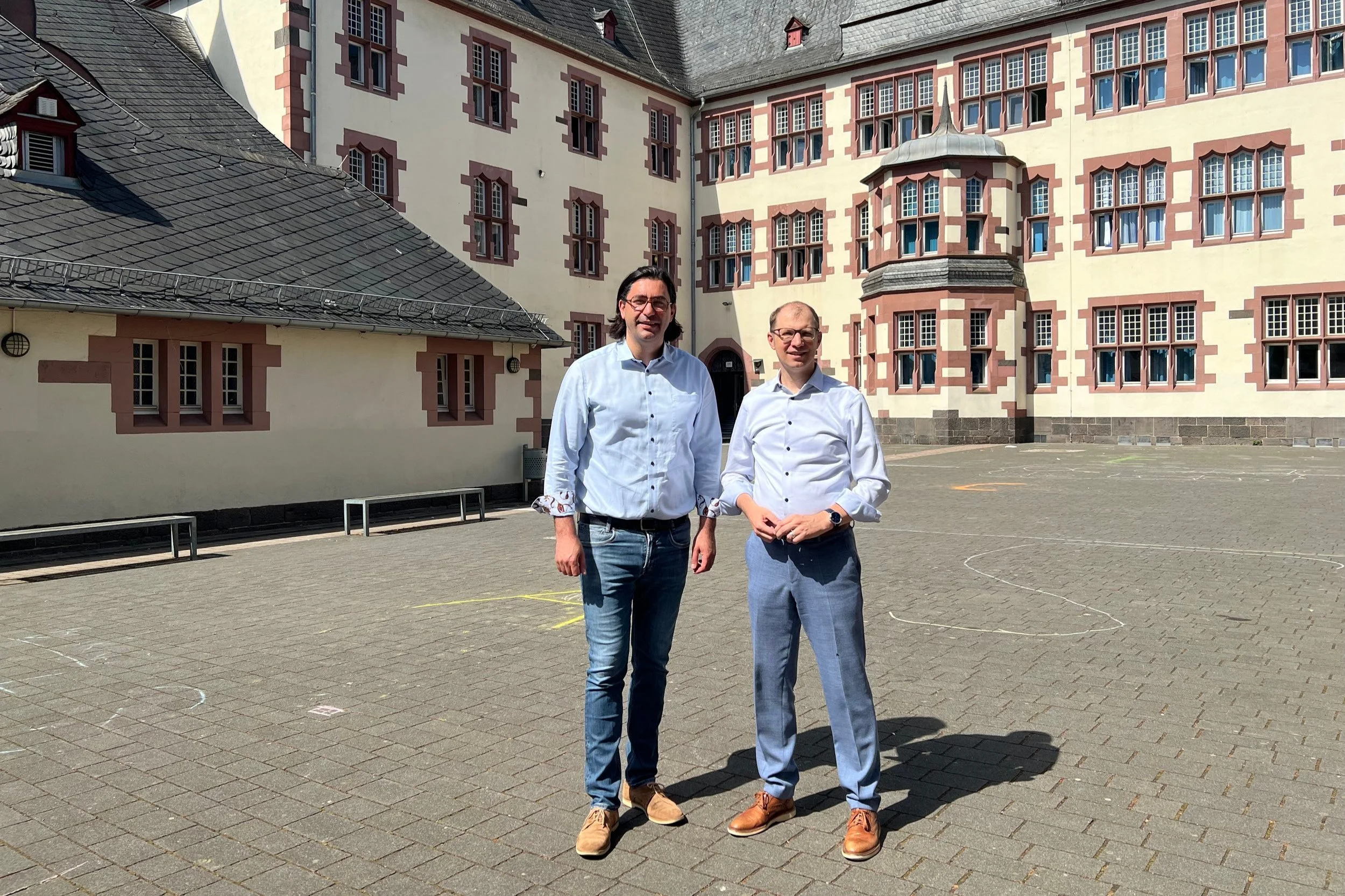 Augustinerschule: Stadt Friedberg unterstützt Übergangslösung - Planungen für den Erweiterungsbau in vollem Gange