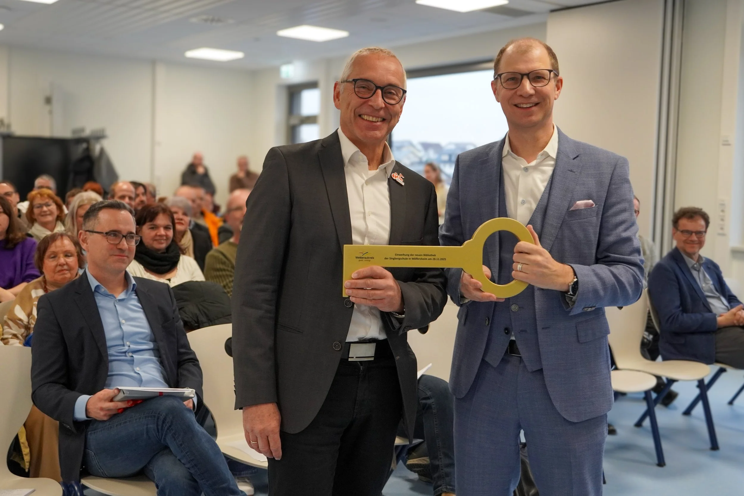 Viel Platz fürs Stöbern, Schmökern und für konzentriertes Lernen