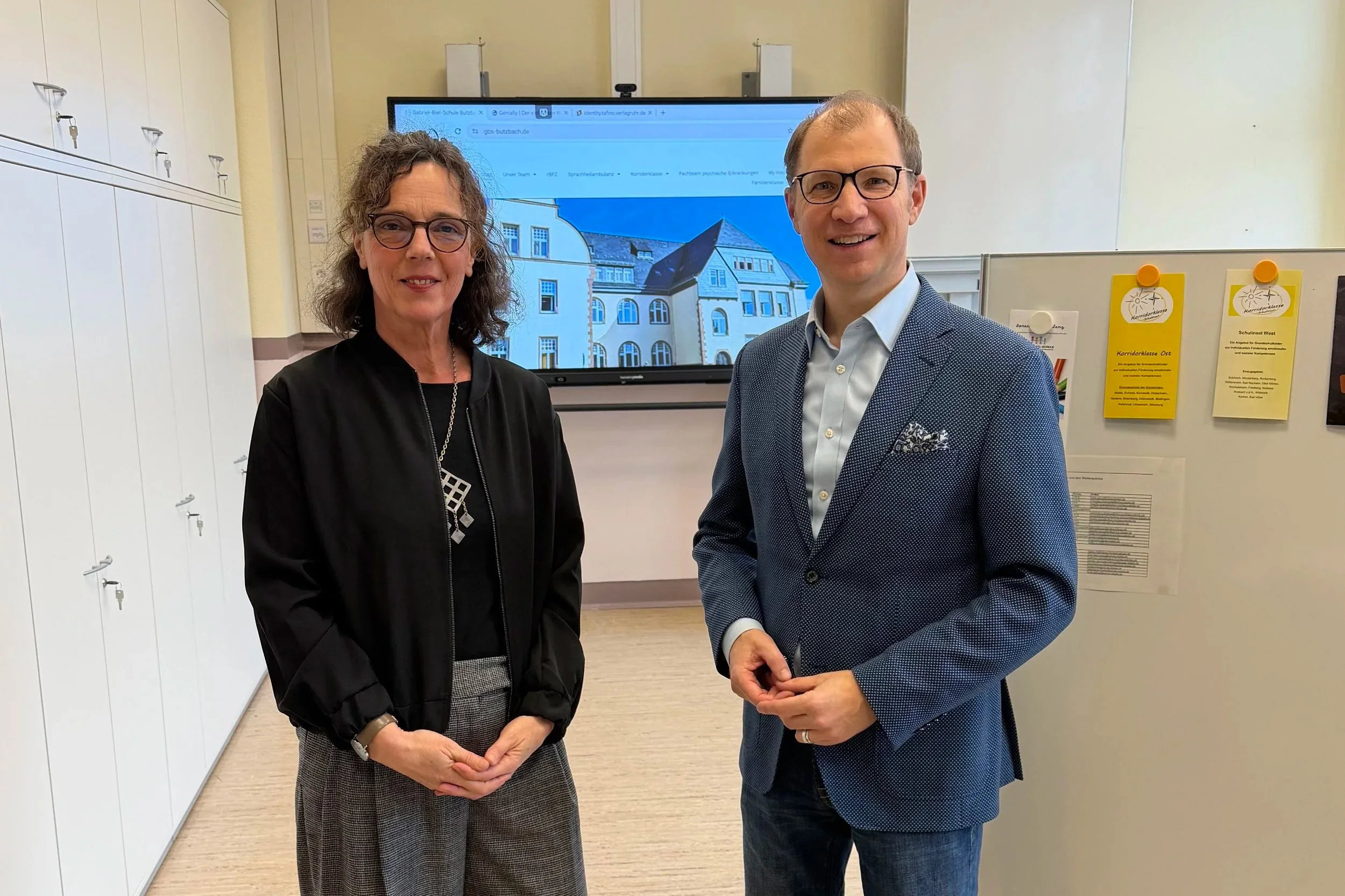 Neues Mobiliar zur Verbesserung des Lernumfelds