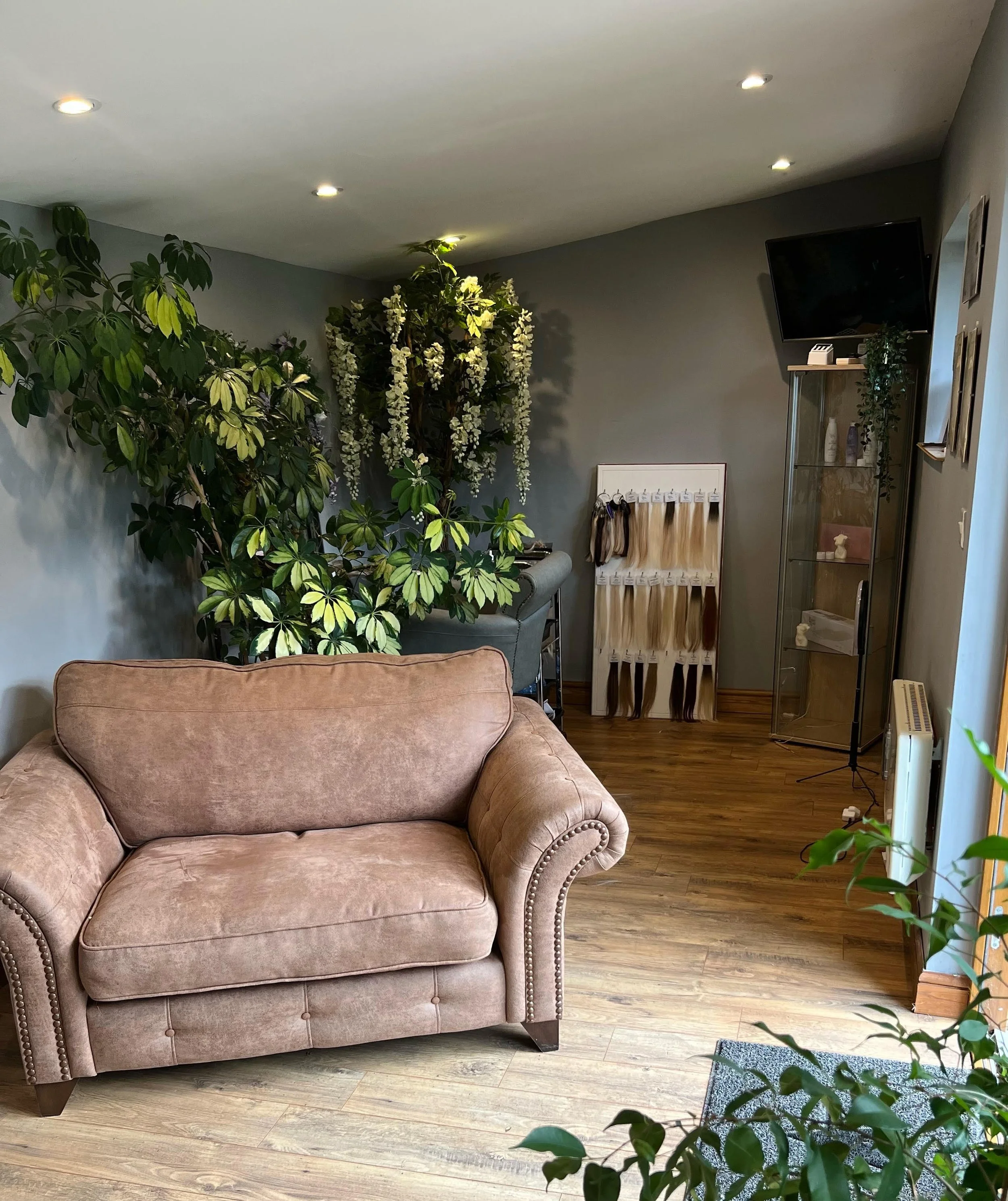 Hair Extensions Near Me, Hair Extensions Salon Ells Hair Extensions