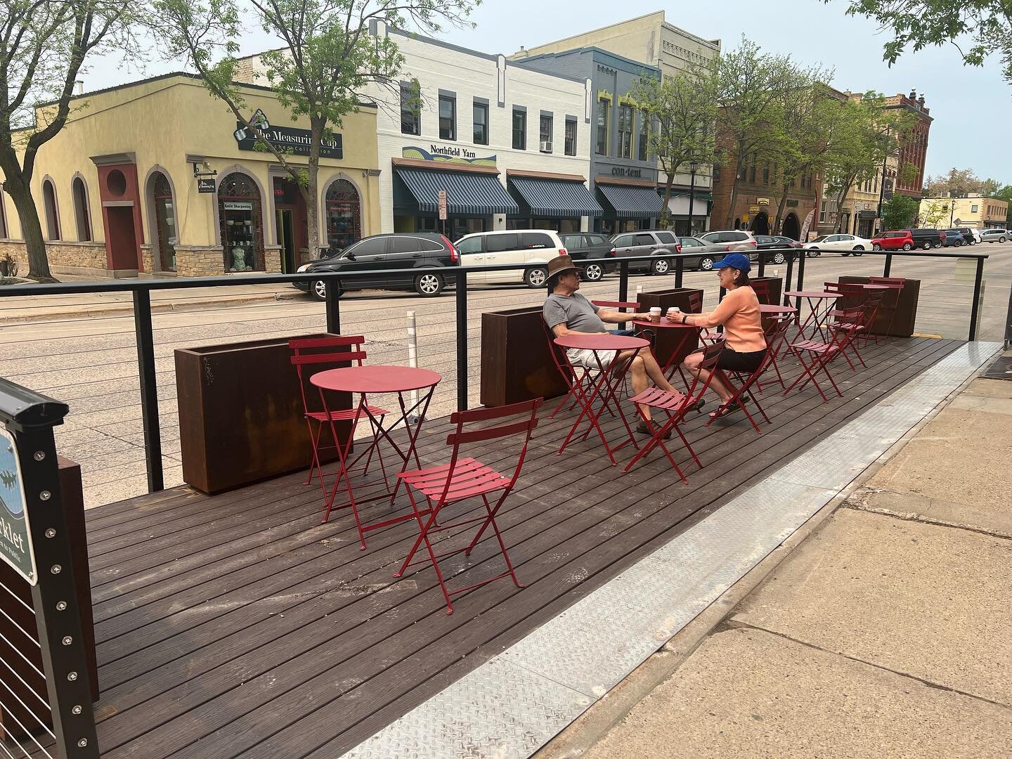 Our parklet is back just in time for this beautiful weather! #northfieldminnesota #goodbyebluemondaycoffeehouse