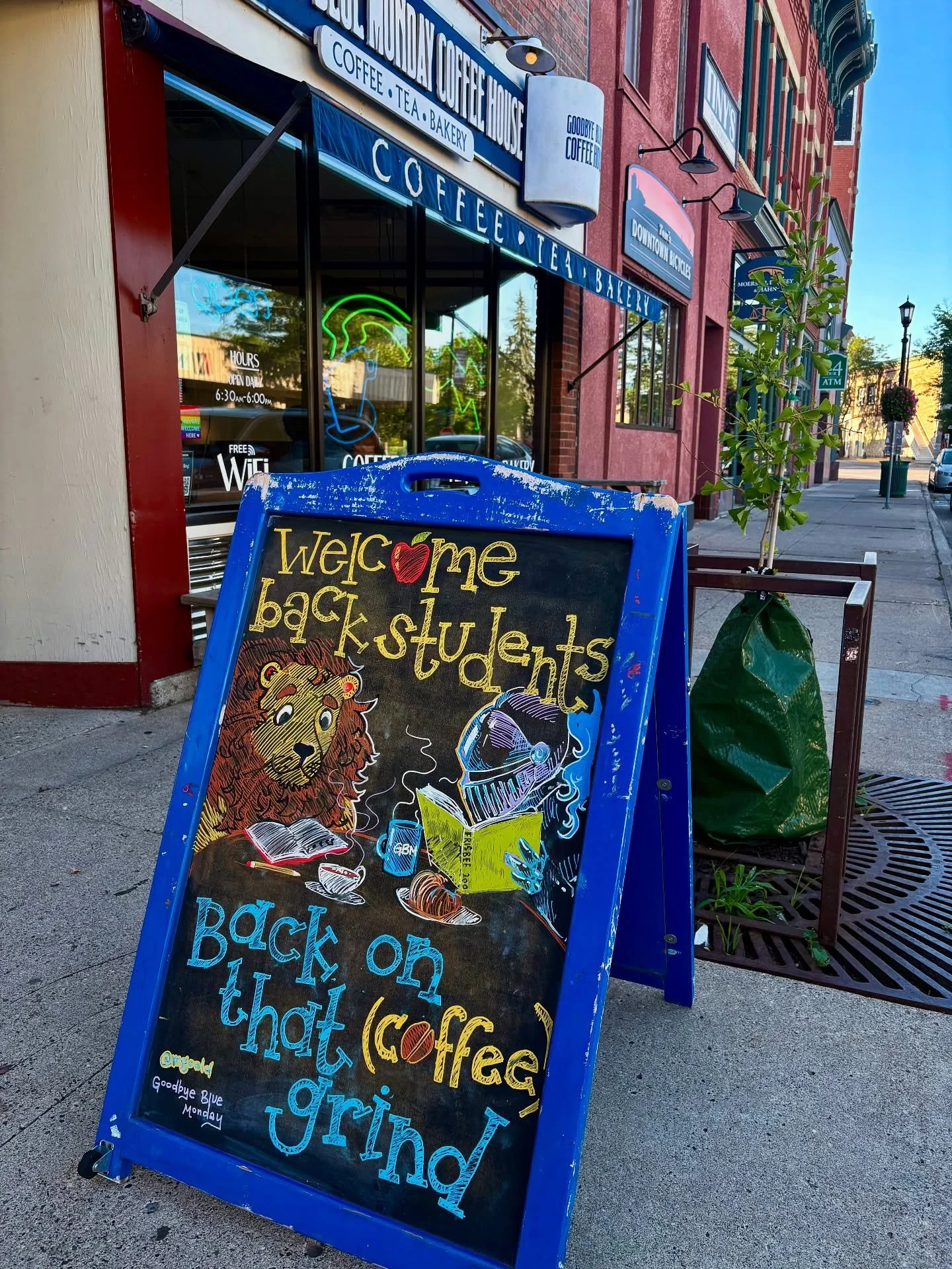 we’re so back
🎨: @meauxdraws