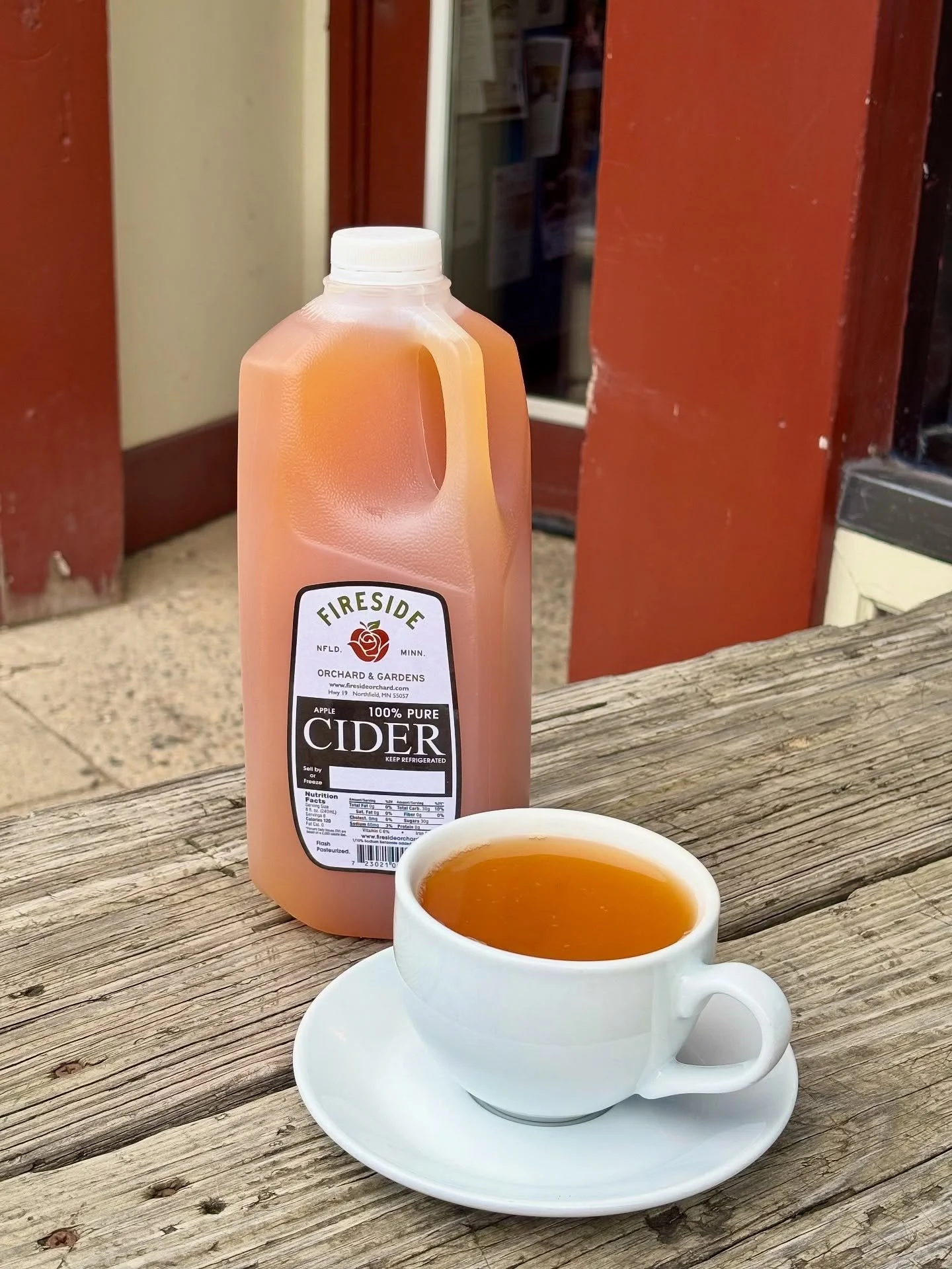 cider back for the fall ✔️ jesse james days ✔️ sweater weather ✔️