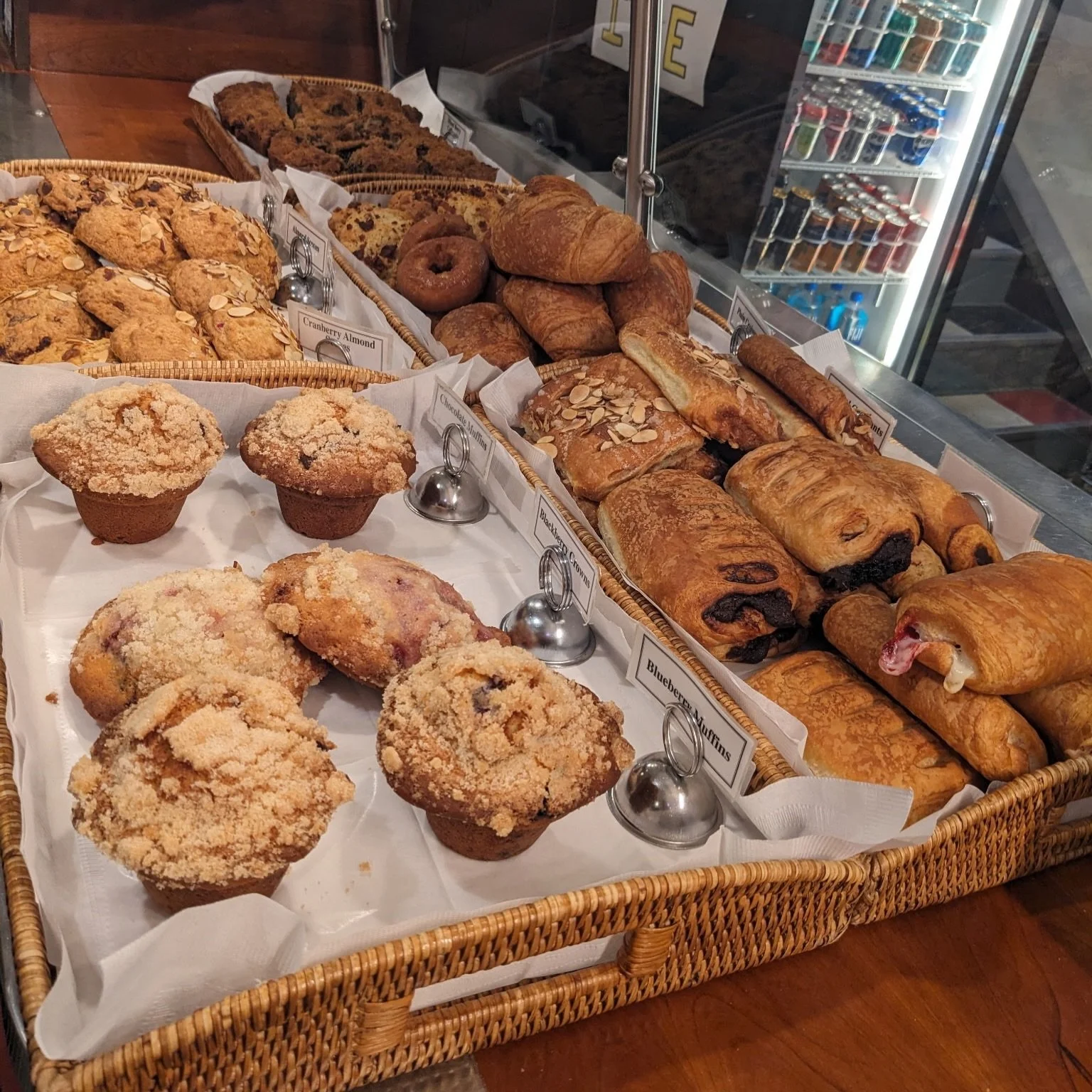 since we&rsquo;re heading into our busy season, we&rsquo;re going to be hiring a new baker! apply using the link in our bio 😌

2-4 shifts a week (~4 hours per shift), looking for folks who have a strong attention to detail and can work independently