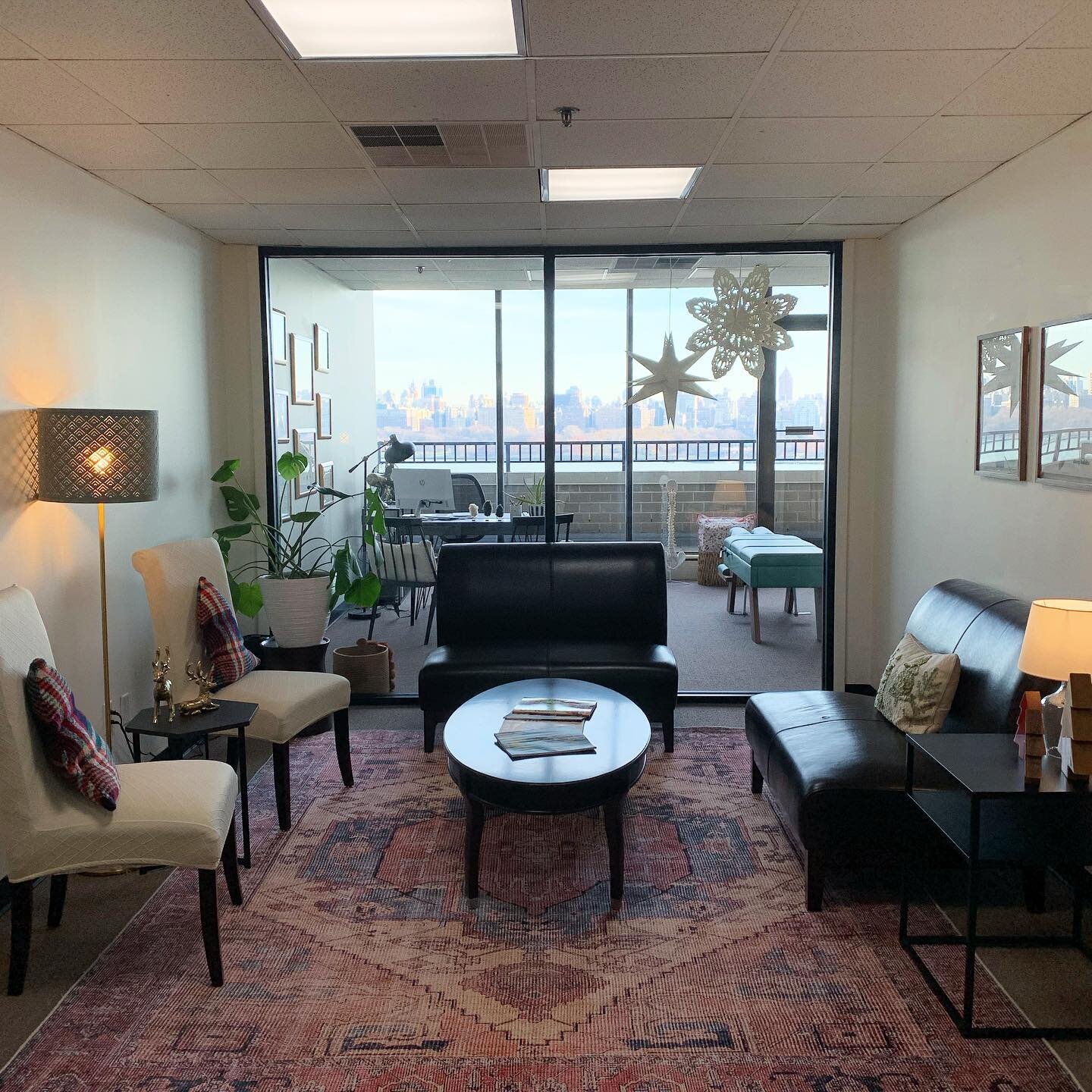 It&rsquo;s a beautiful day in Guttenberg! Dr Kathryn is in the office all day and hopes to see some of you! Call 201-305-3591 or go online to schedule an appointment