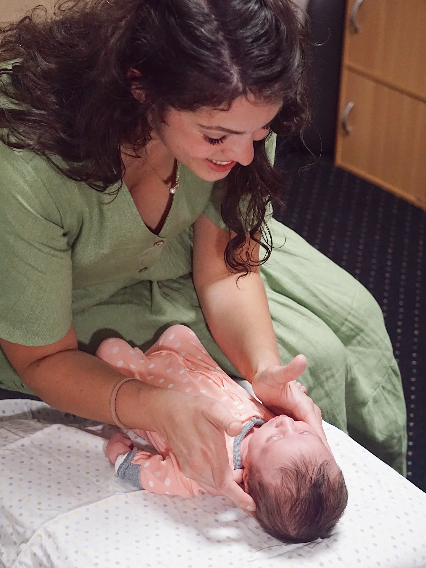 Just popping in to say I love what I do 🤍✨

#chirolife