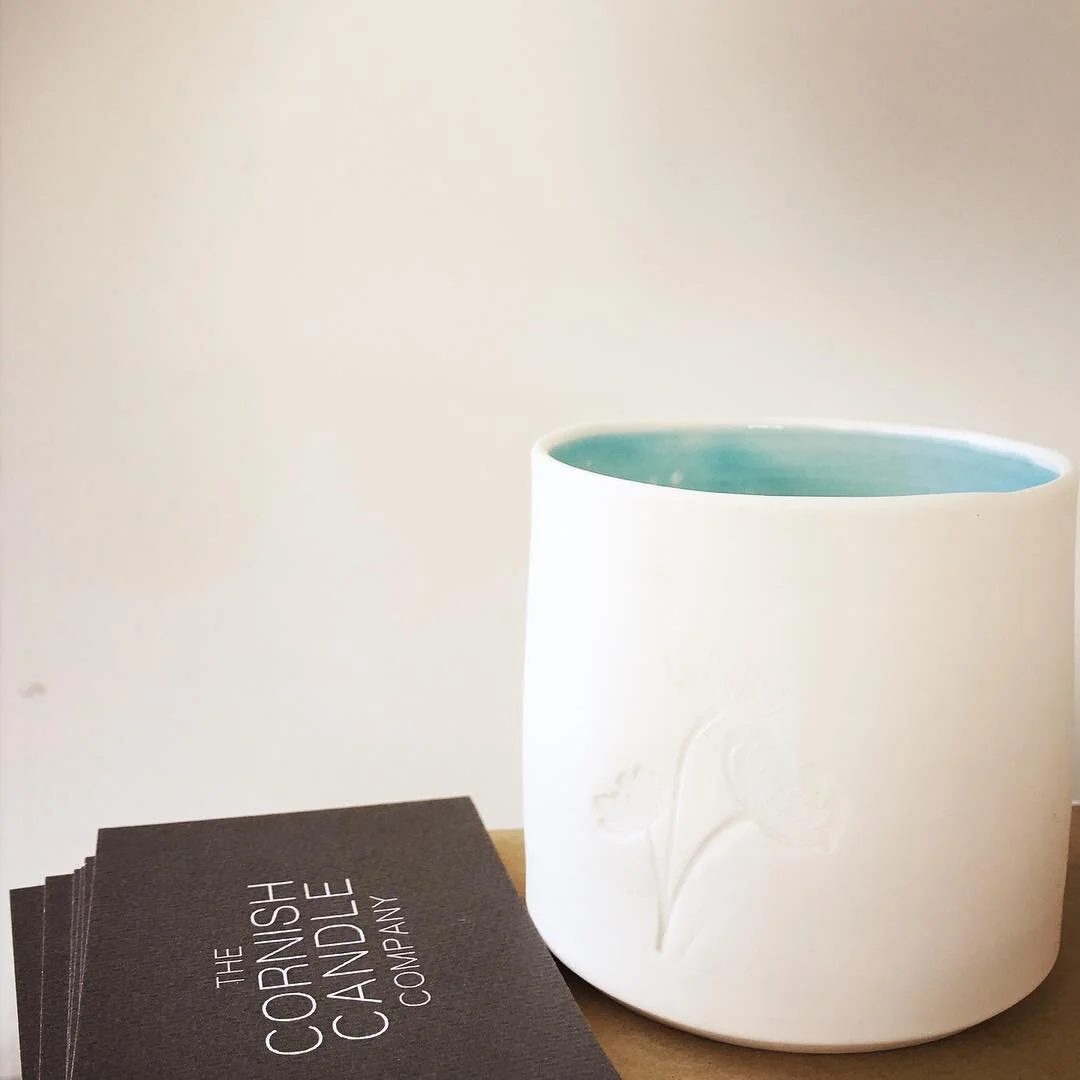 Our Porcelain collection makes a beautiful keepsake long after your candle has ended. Alternatively send them back to us for refills in a blend of your choice. These limited edition pots are made here in Cornwall by a local ceramicist and are absolut