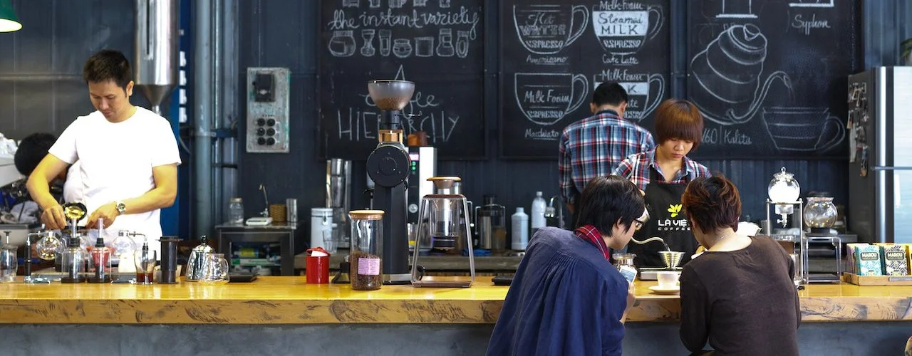 Creating a Flavorsome Experience: Branding Strategies for Food &amp; Beverage Businesses