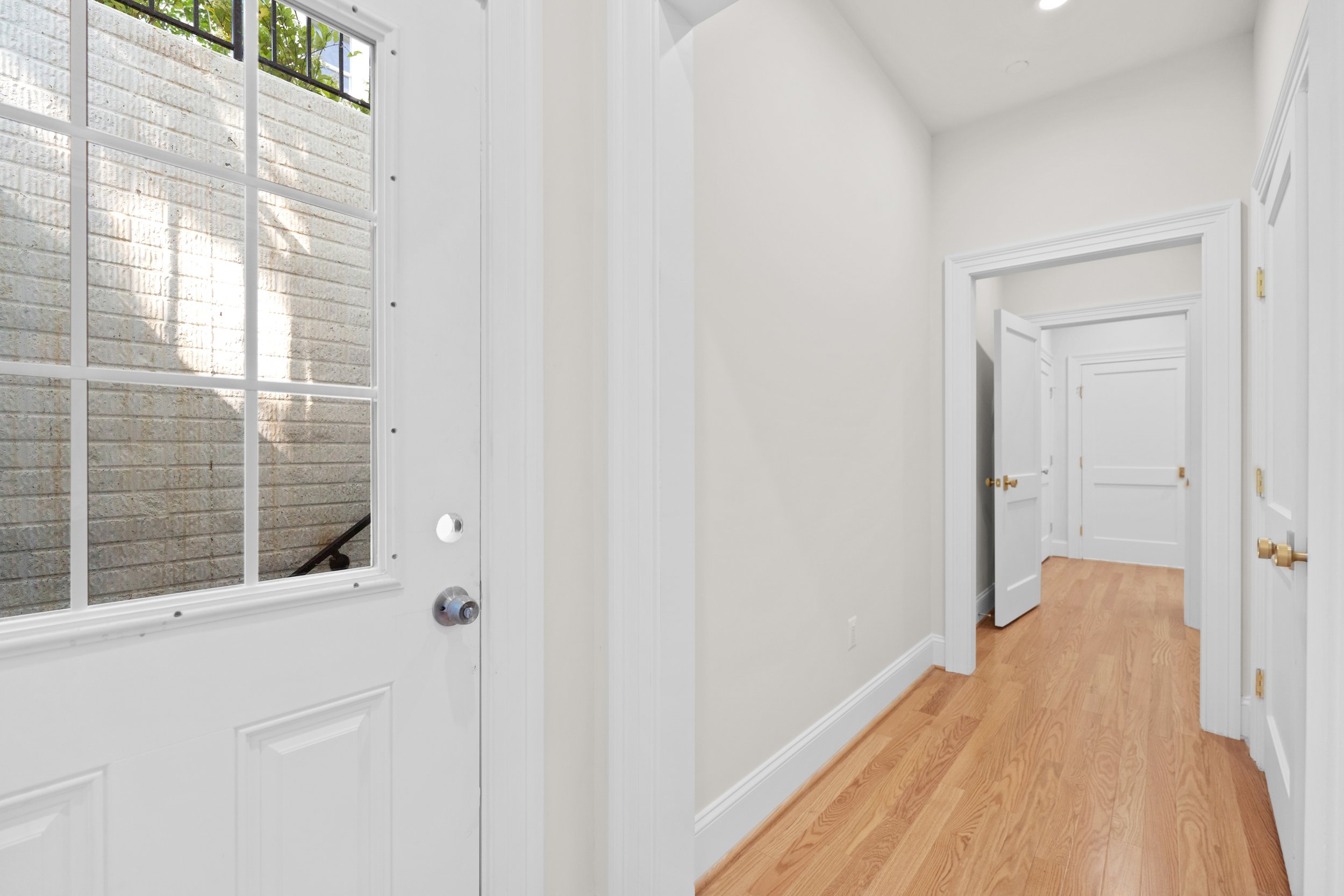 6702 Brookville Rd - 0073.jpg