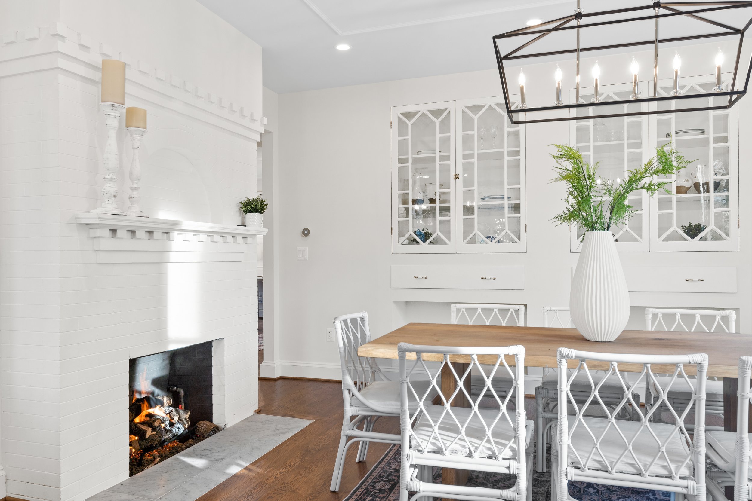 6704 Brookville Rd - 0067.jpg