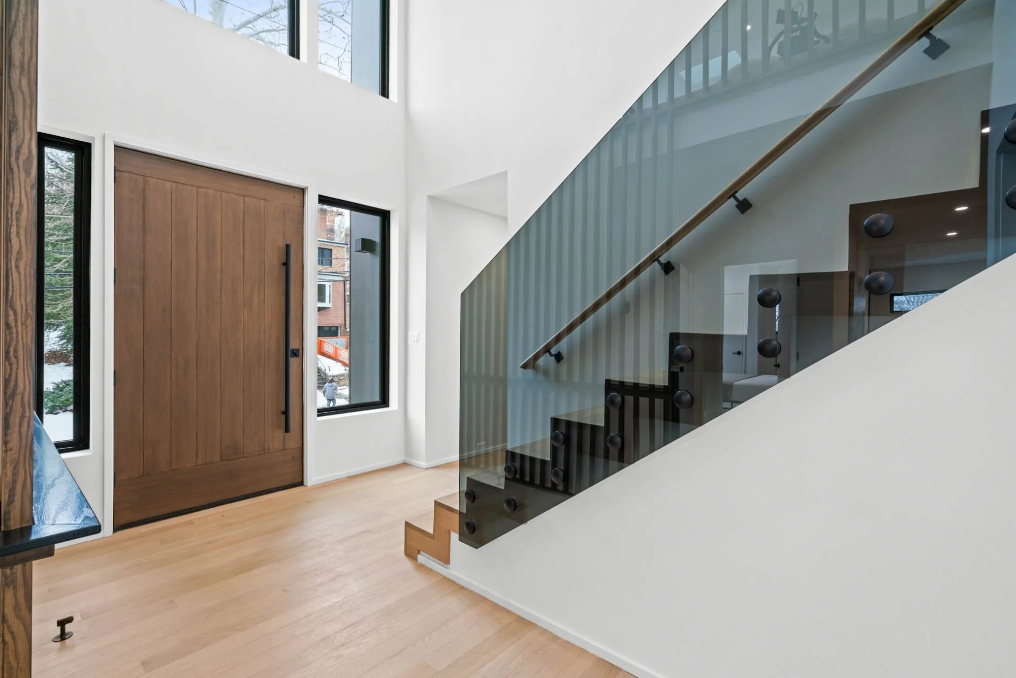 5244 Watson St NW-10.jpg