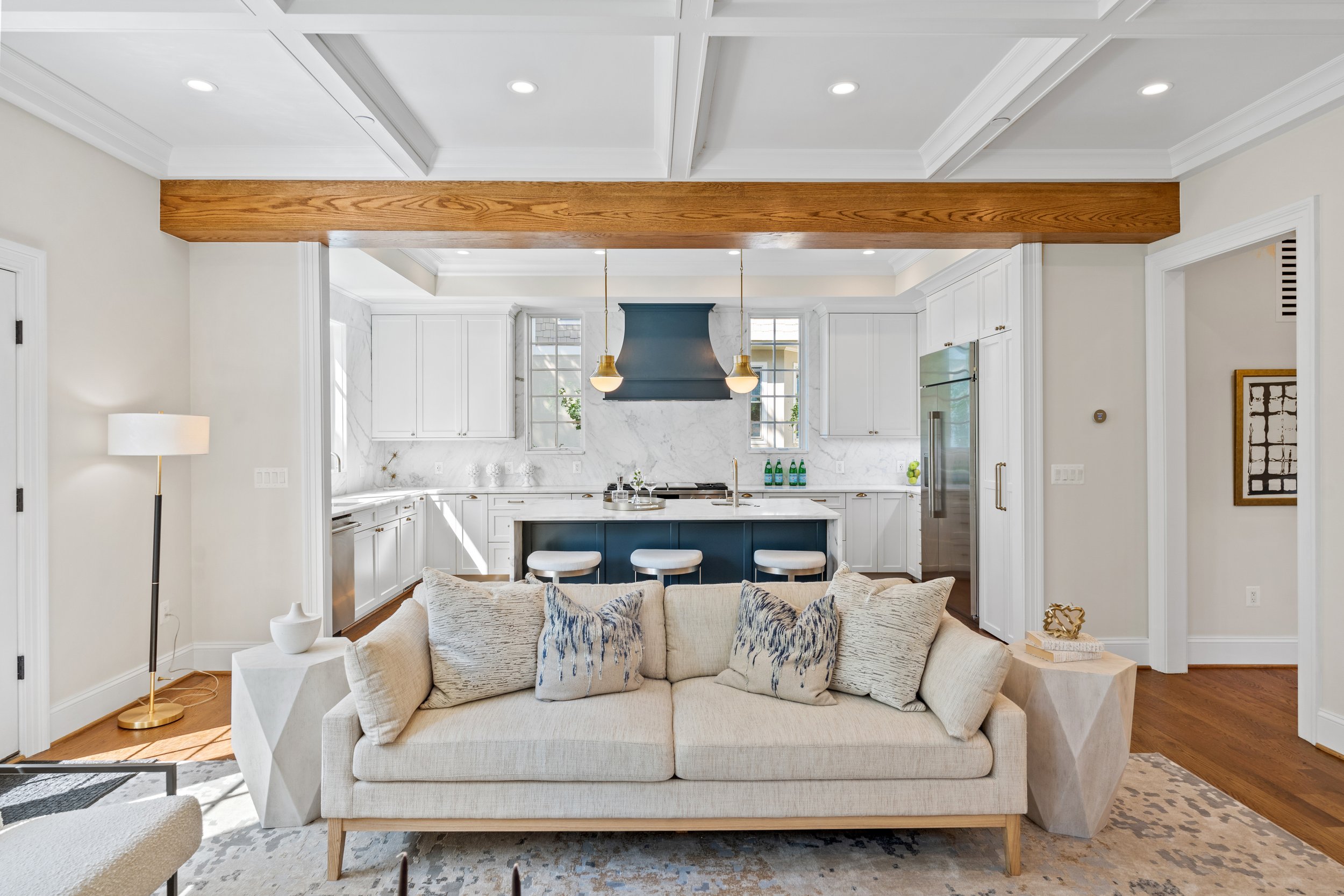 6702 Brookville Rd - 0024.jpg