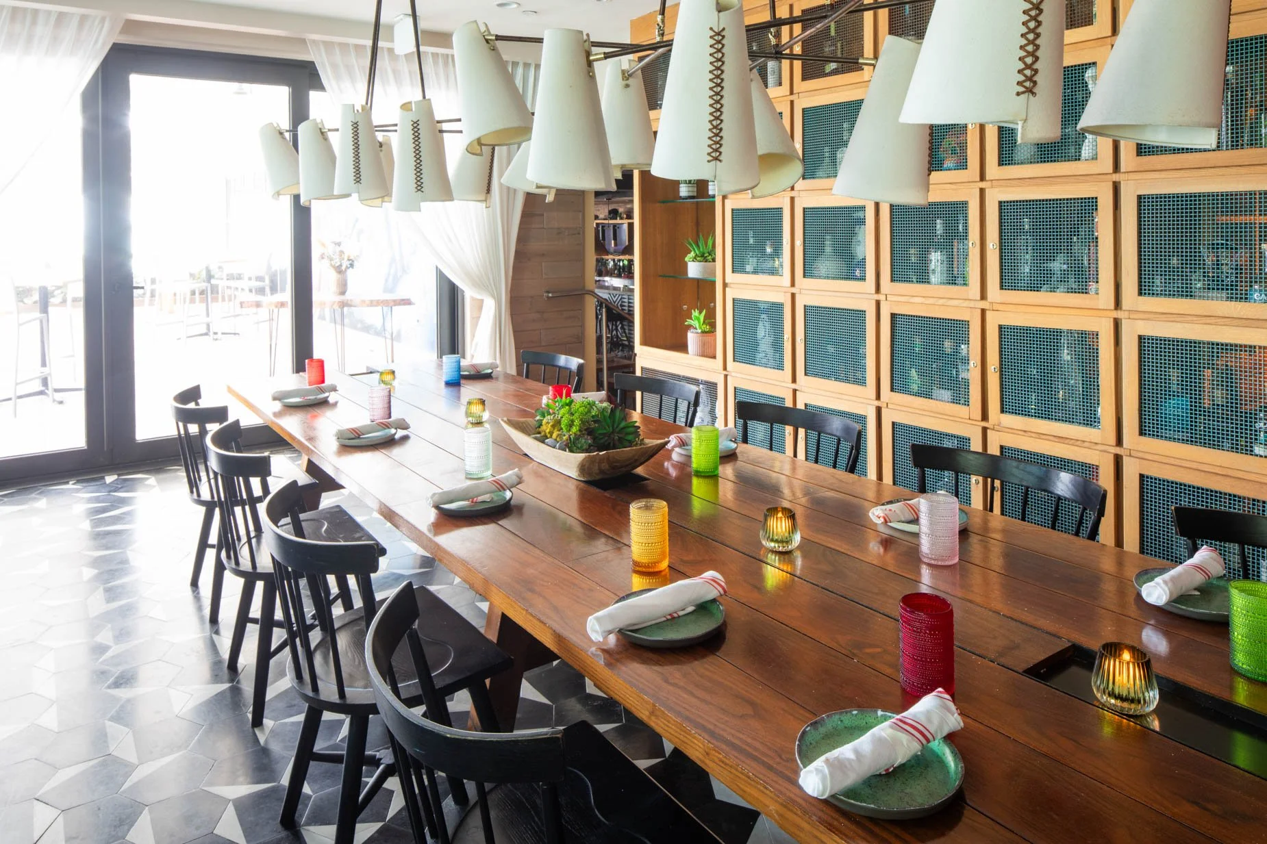 14 - FLLW_24_Tequila_Room_495.jpg