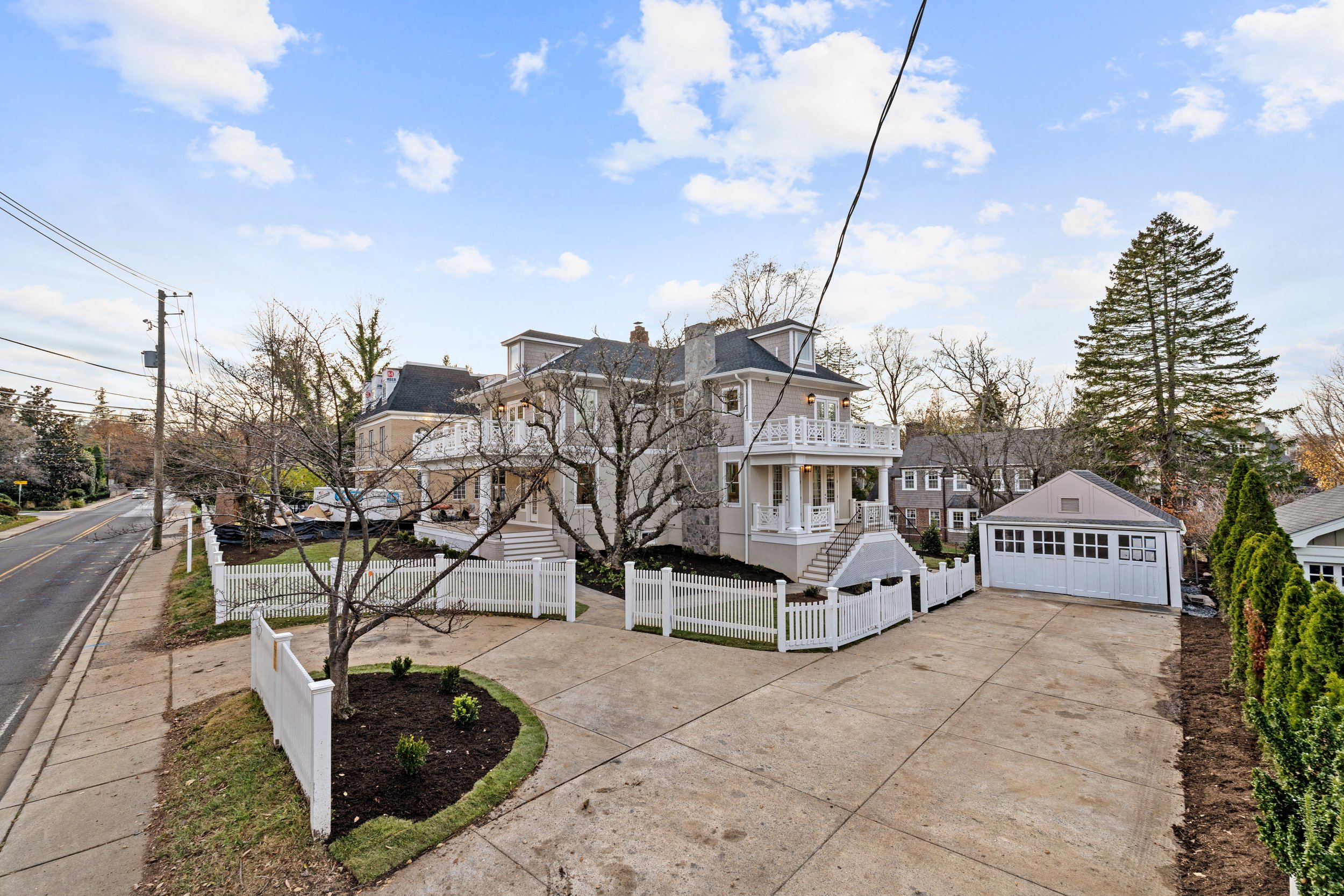 6704 Brookville Rd - 0094.jpg