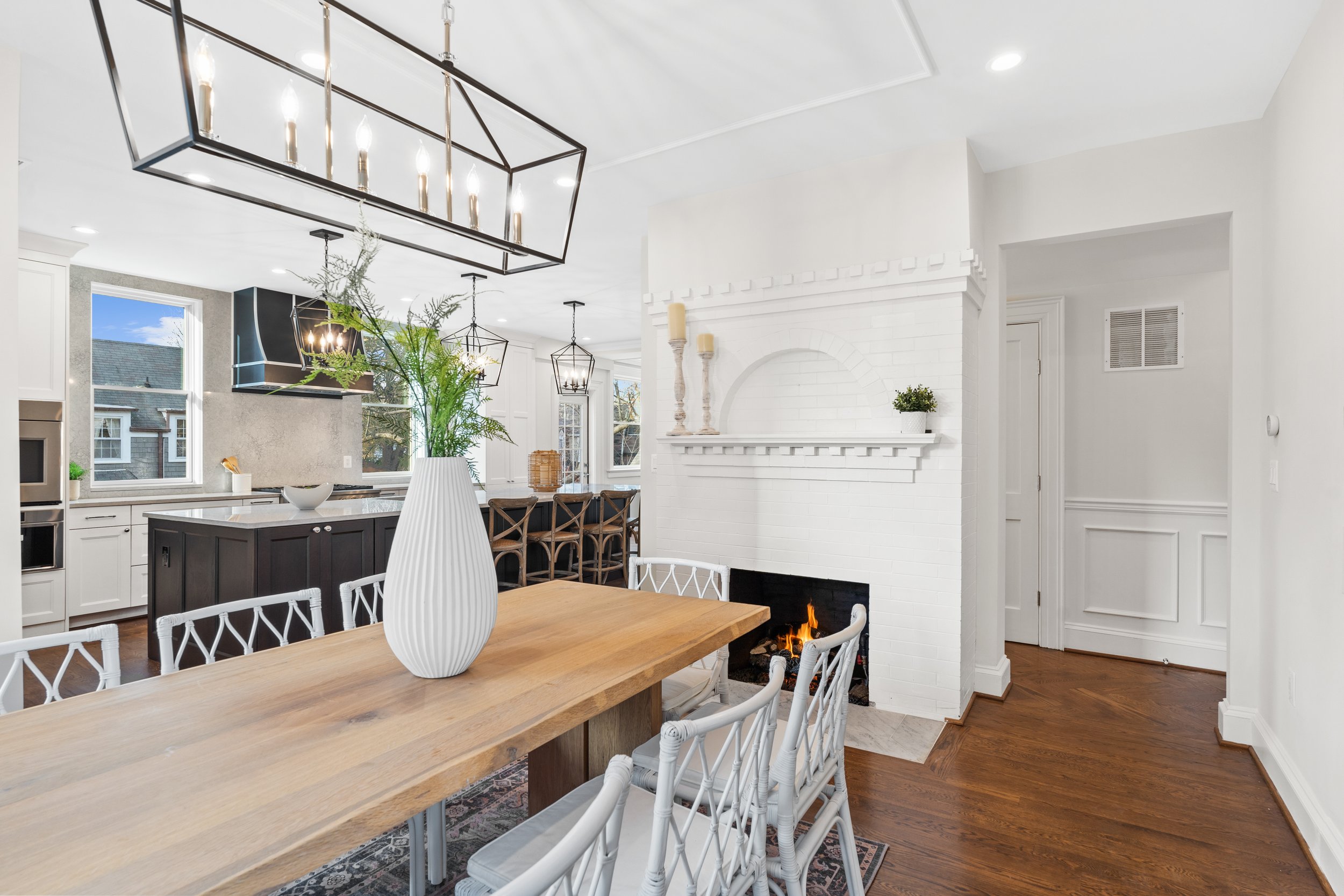 6704 Brookville Rd - 0056.jpg