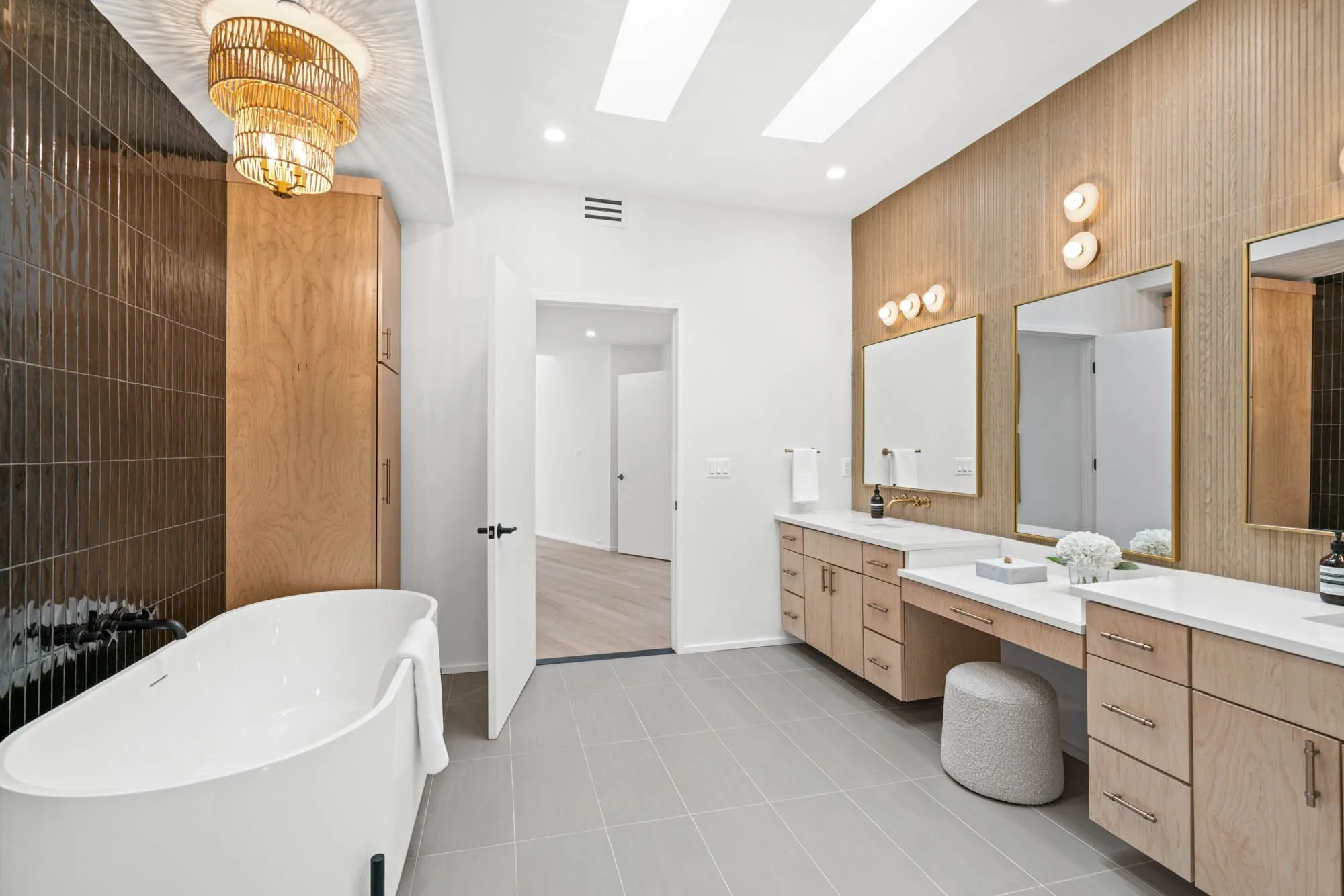 5244 Watson St NW-95.jpg