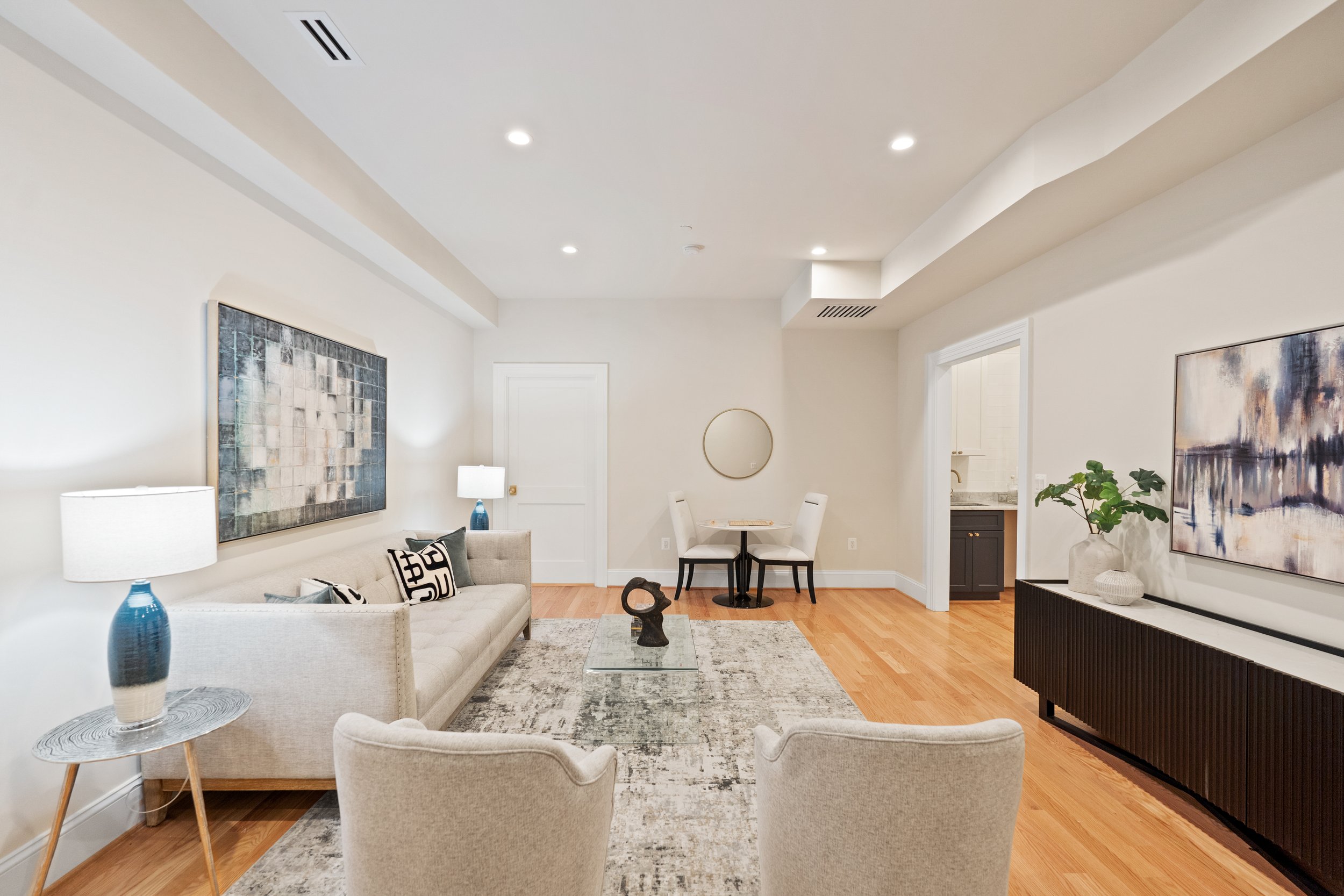 6702 Brookville Rd - 0067.jpg