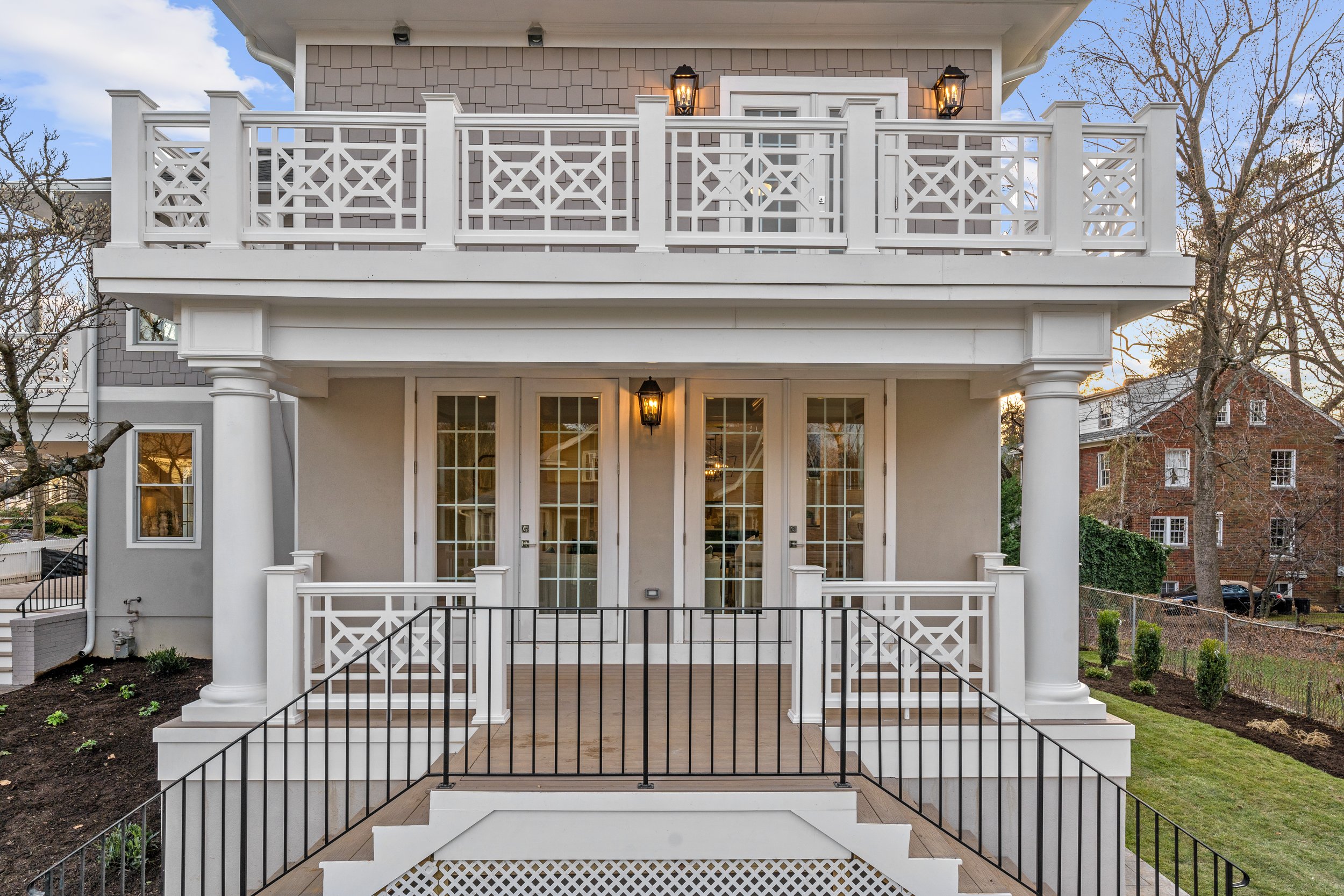 6704 Brookville Rd - 0104.jpg