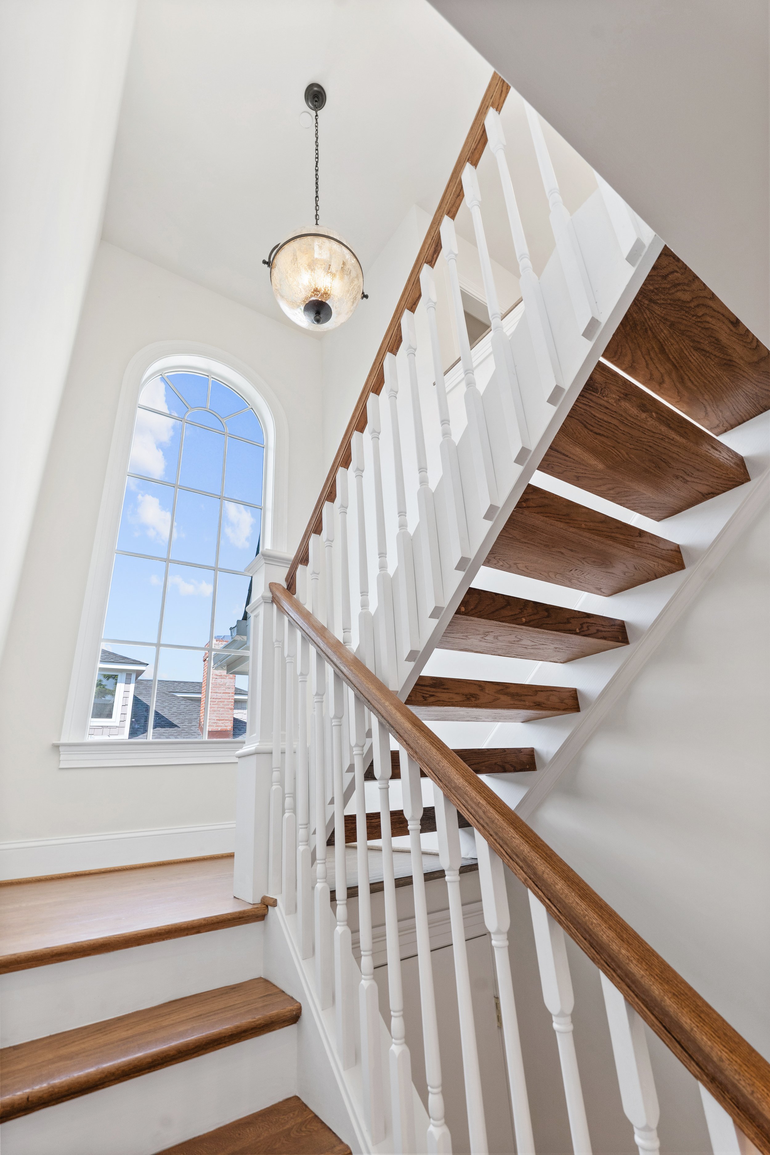 6702 Brookville Rd - 0057.jpg