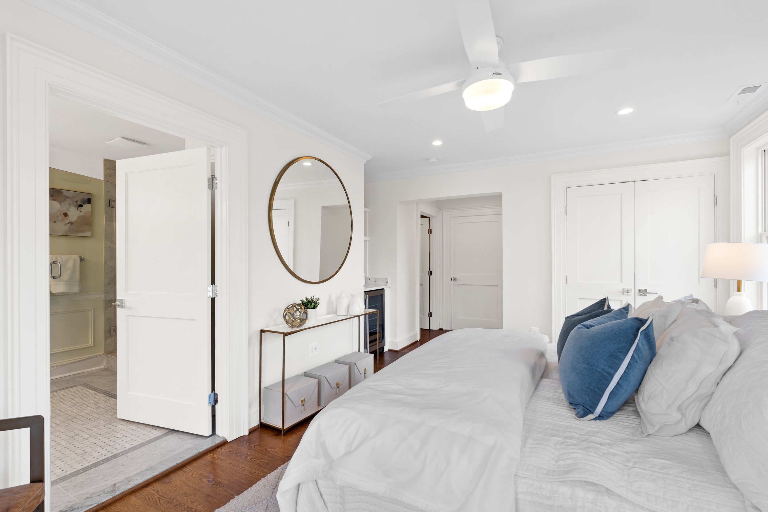 6704 Brookville Rd - 0023.jpg