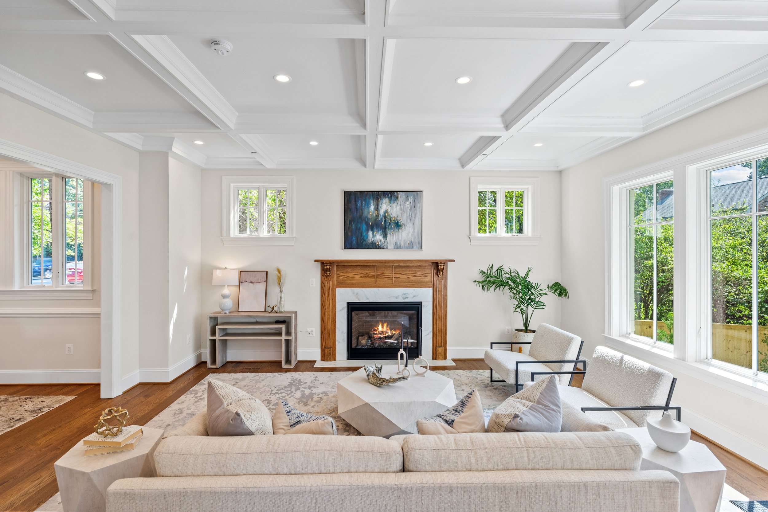 6702 Brookville Rd - 0021.jpg