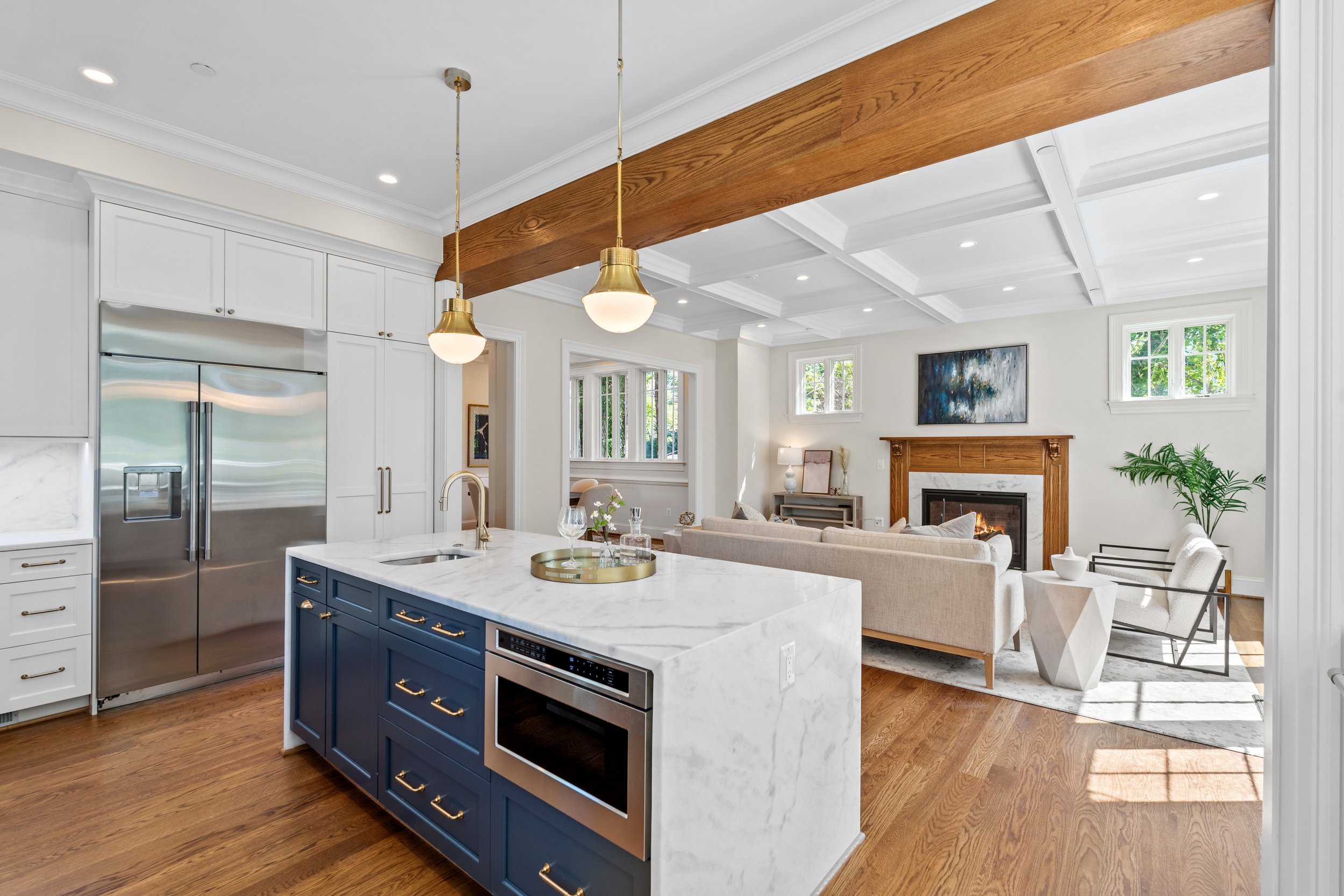 6702 Brookville Rd - 0028.jpg