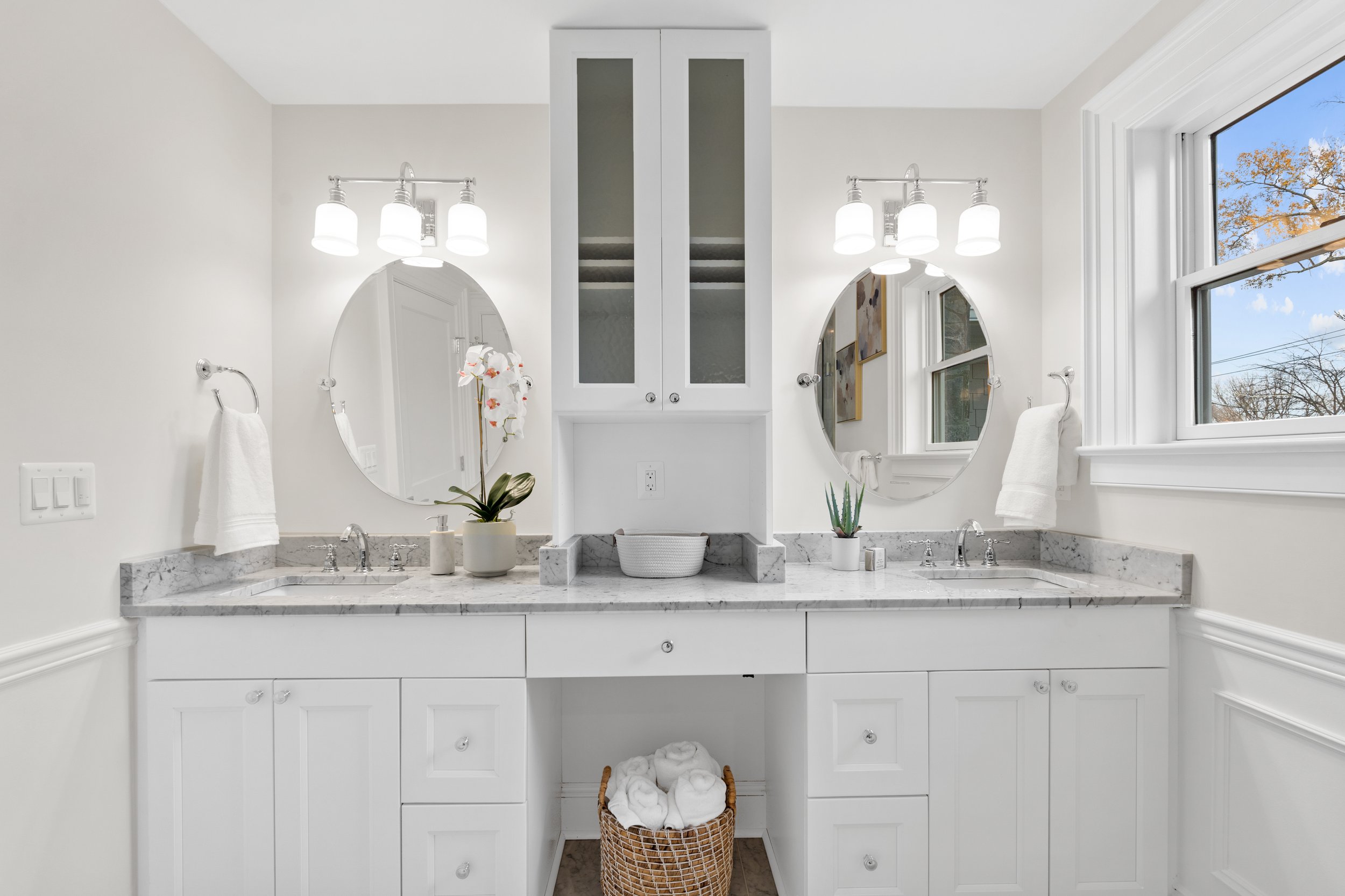6704 Brookville Rd - 0027.jpg