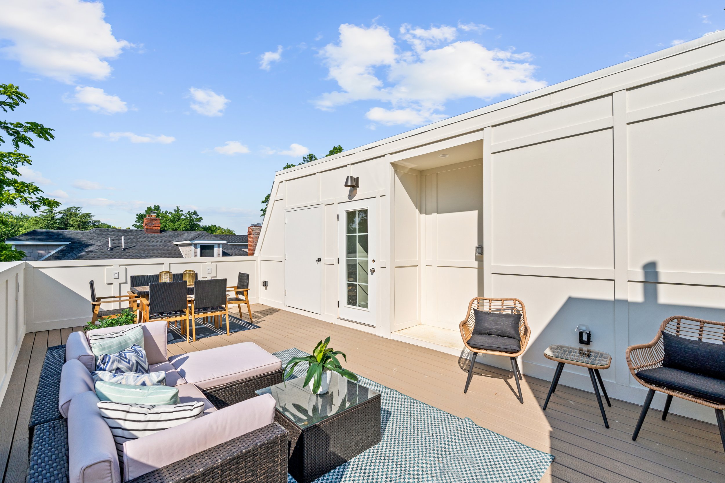 6702 Brookville Rd - 0109.jpg