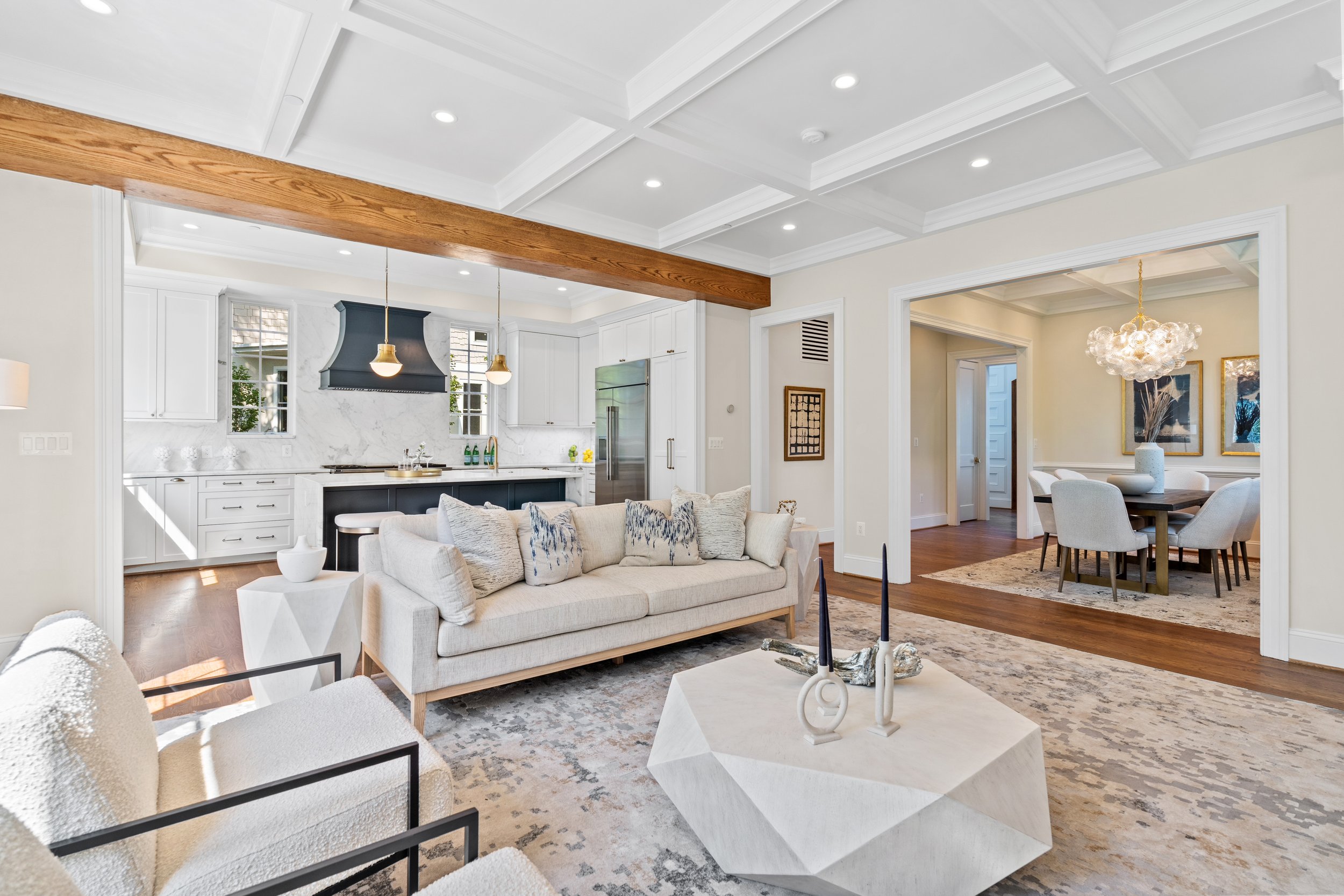 6702 Brookville Rd - 0023.jpg